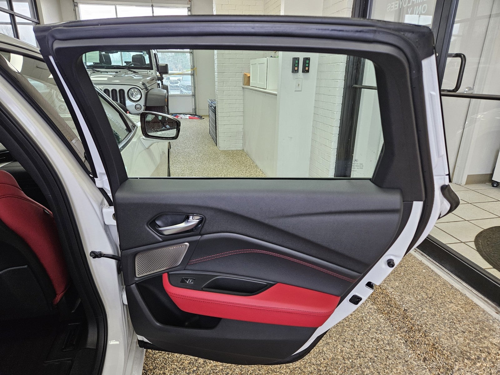 2025 Acura TLX w/A-Spec Package