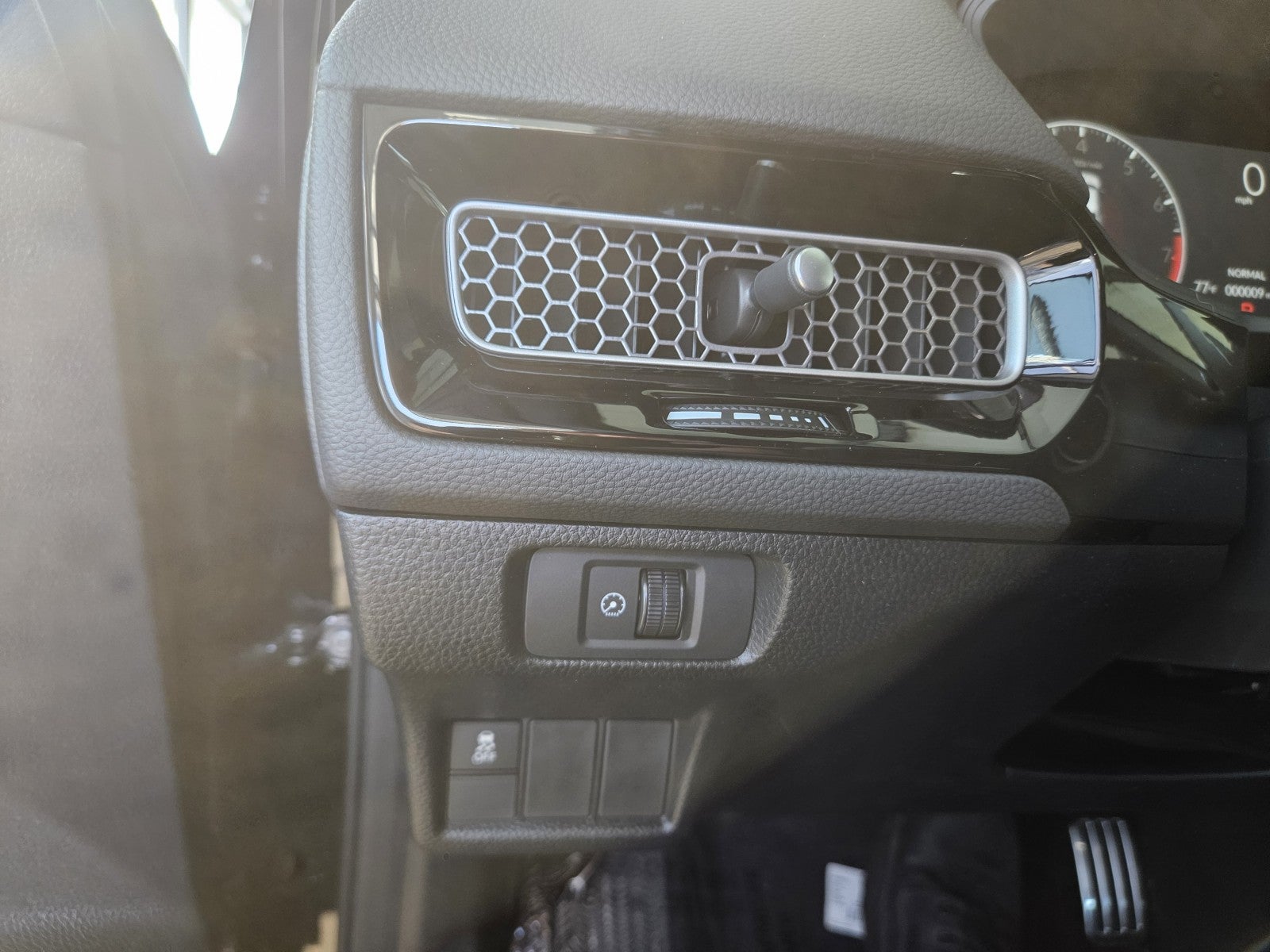 2026 Honda Civic Hatchback FWD Sport