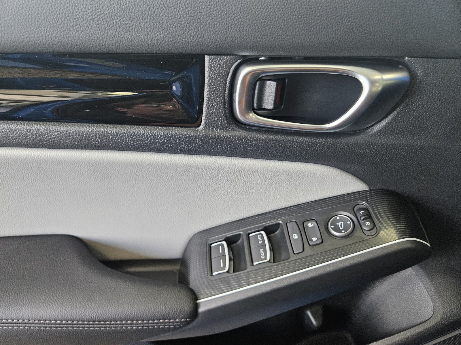 2026 Honda Civic Hatchback FWD Touring Hybrid