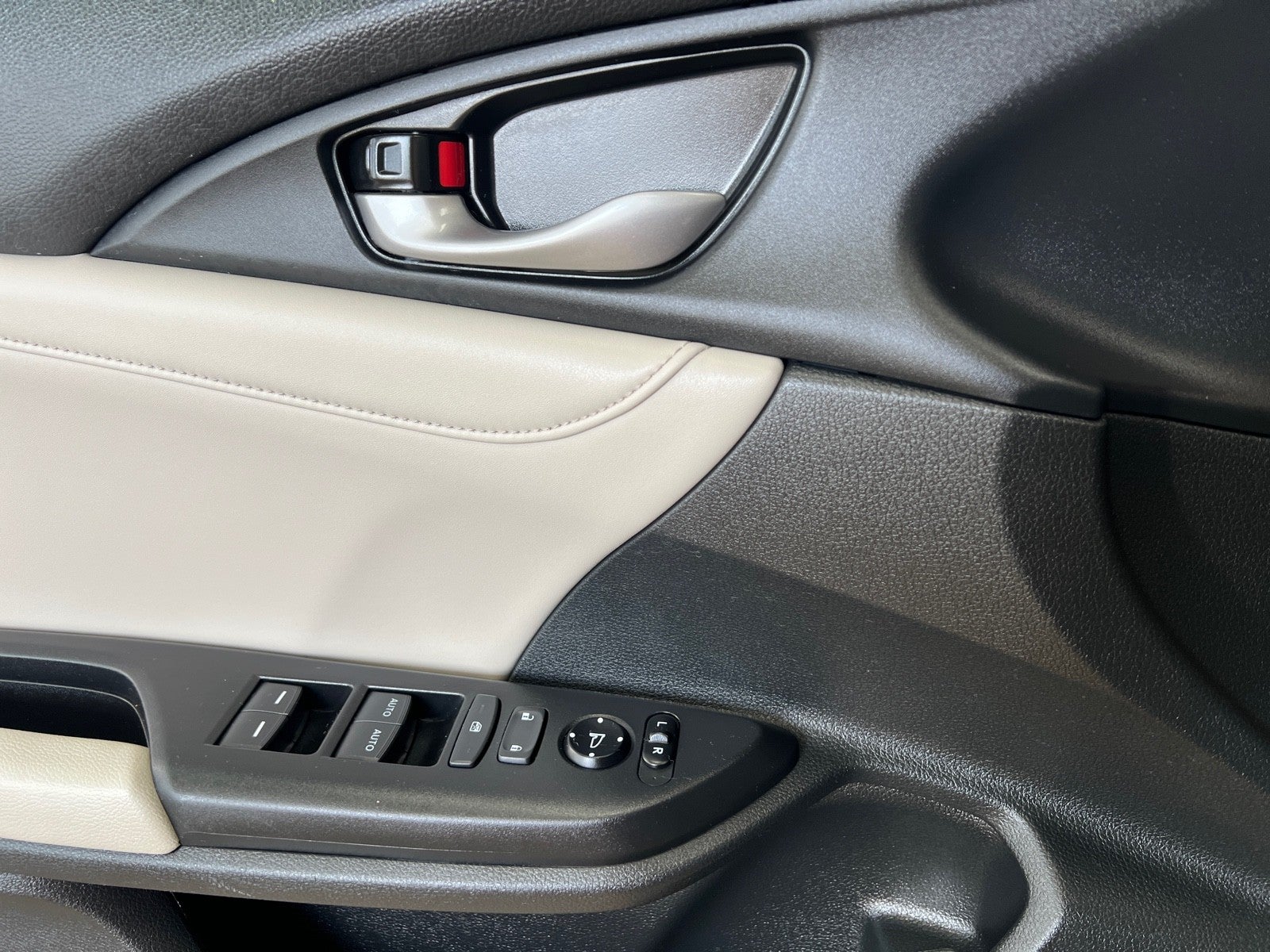 2021 Honda Insight Touring