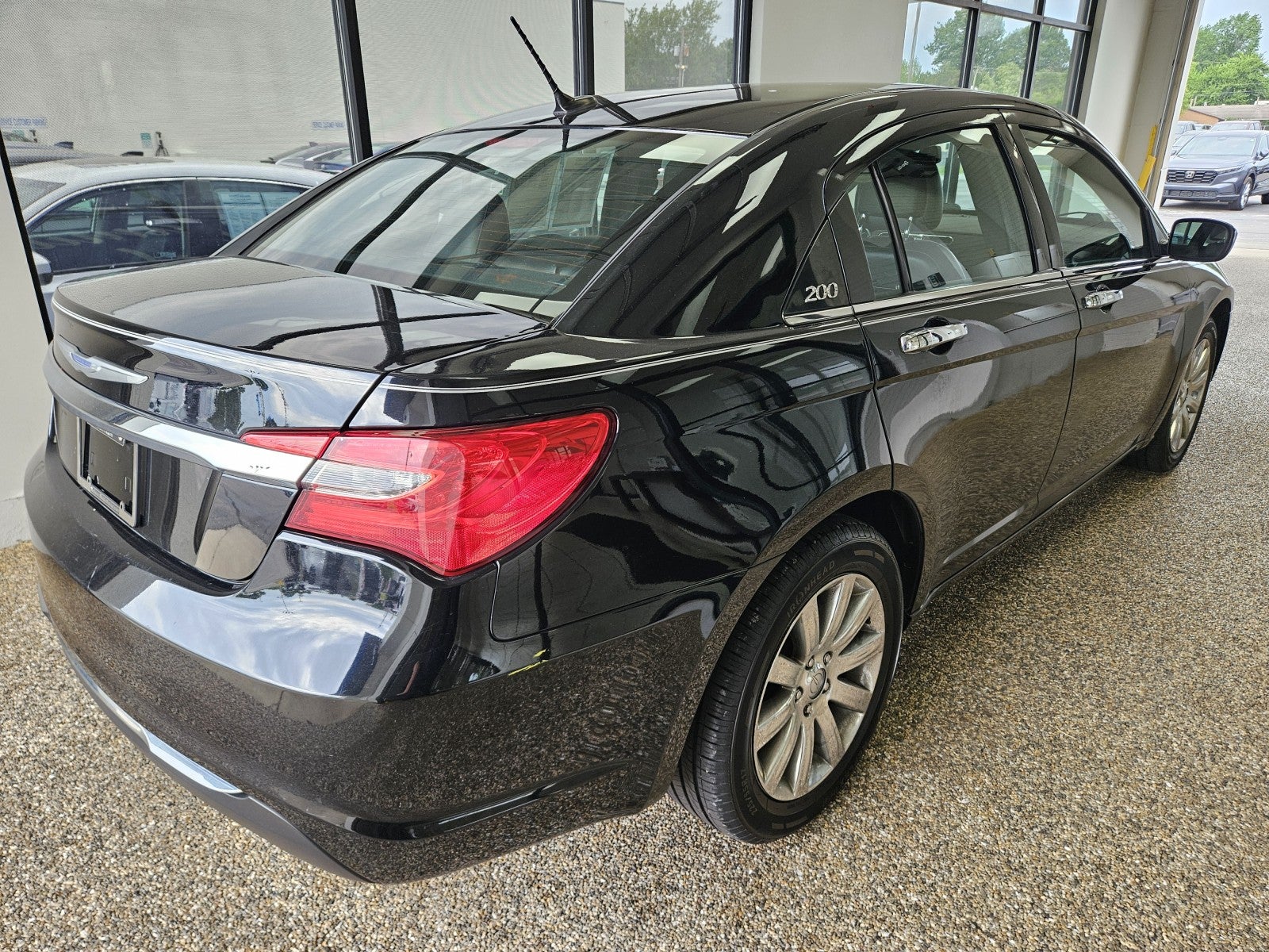 2013 Chrysler 200 Limited