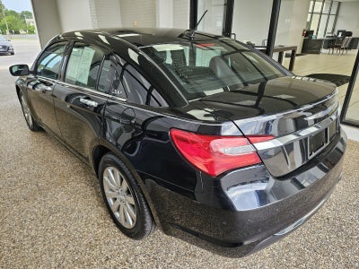 2013 Chrysler 200 Limited