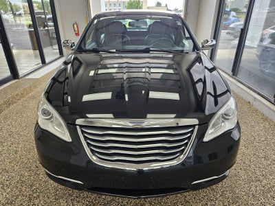 2013 Chrysler 200 Limited