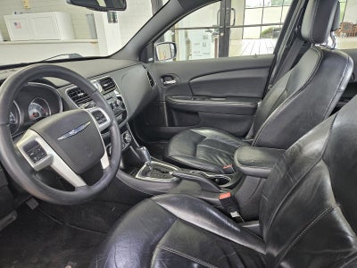 2013 Chrysler 200 Limited