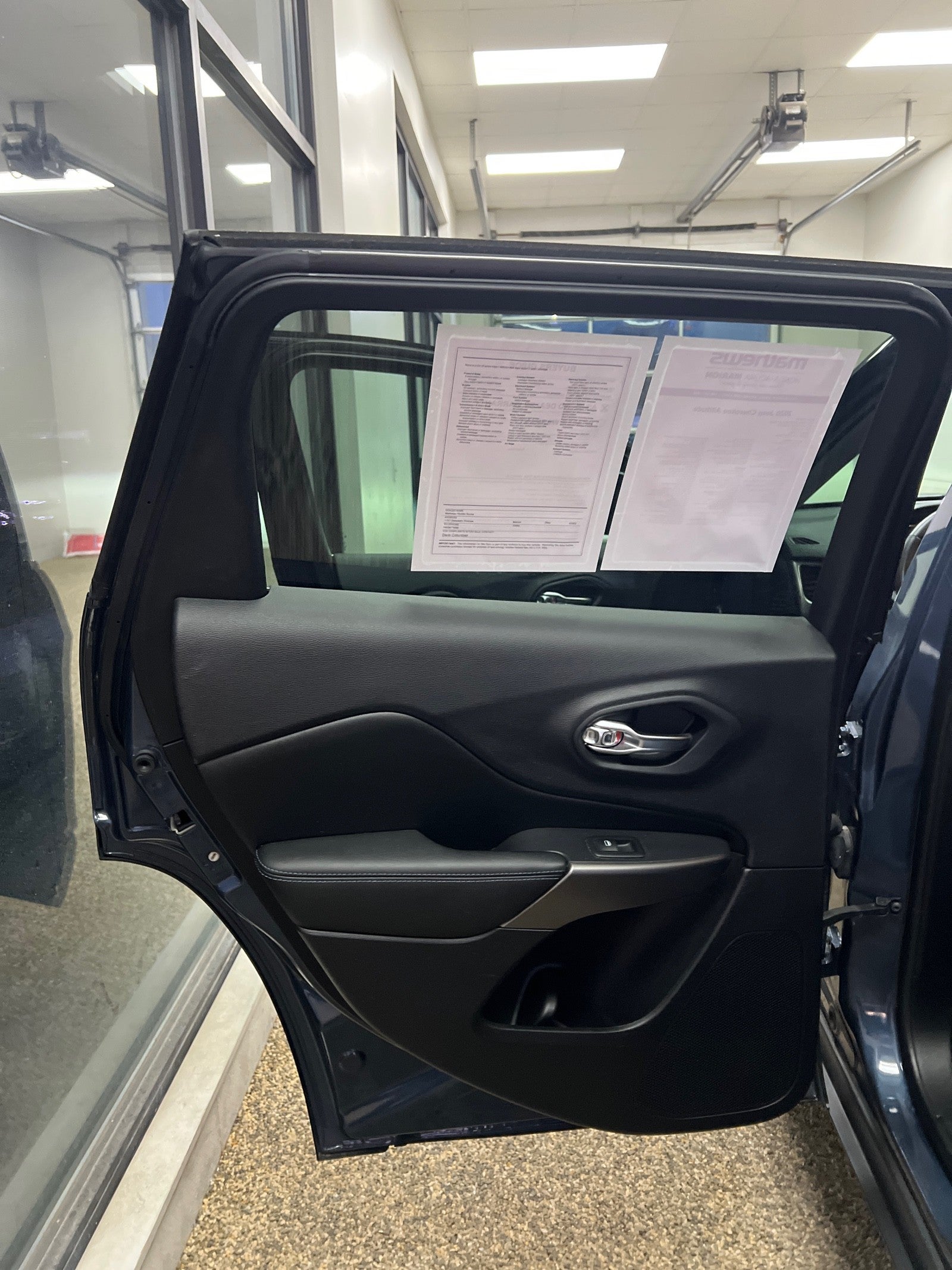 2020 Jeep Cherokee Altitude