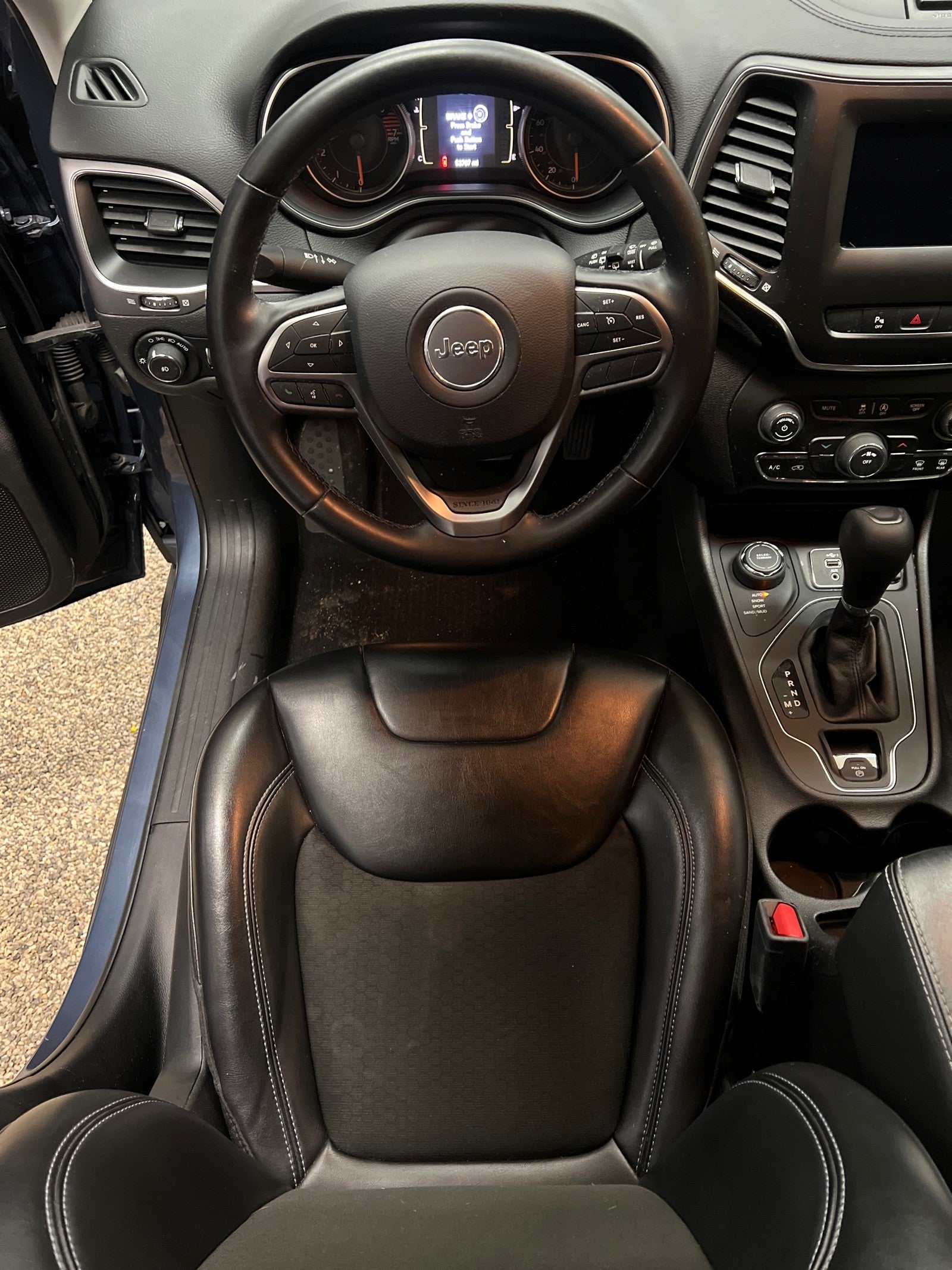 2020 Jeep Cherokee Altitude