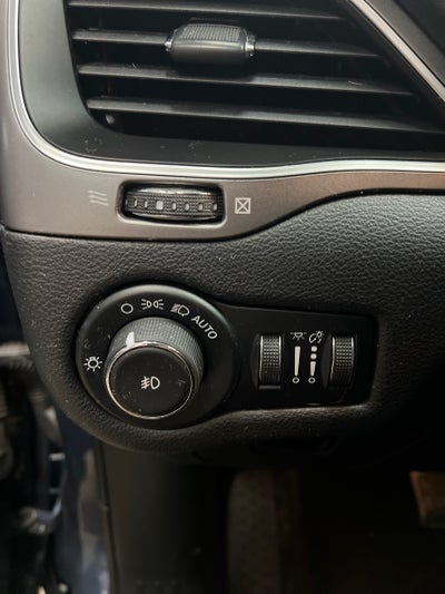 2020 Jeep Cherokee Altitude