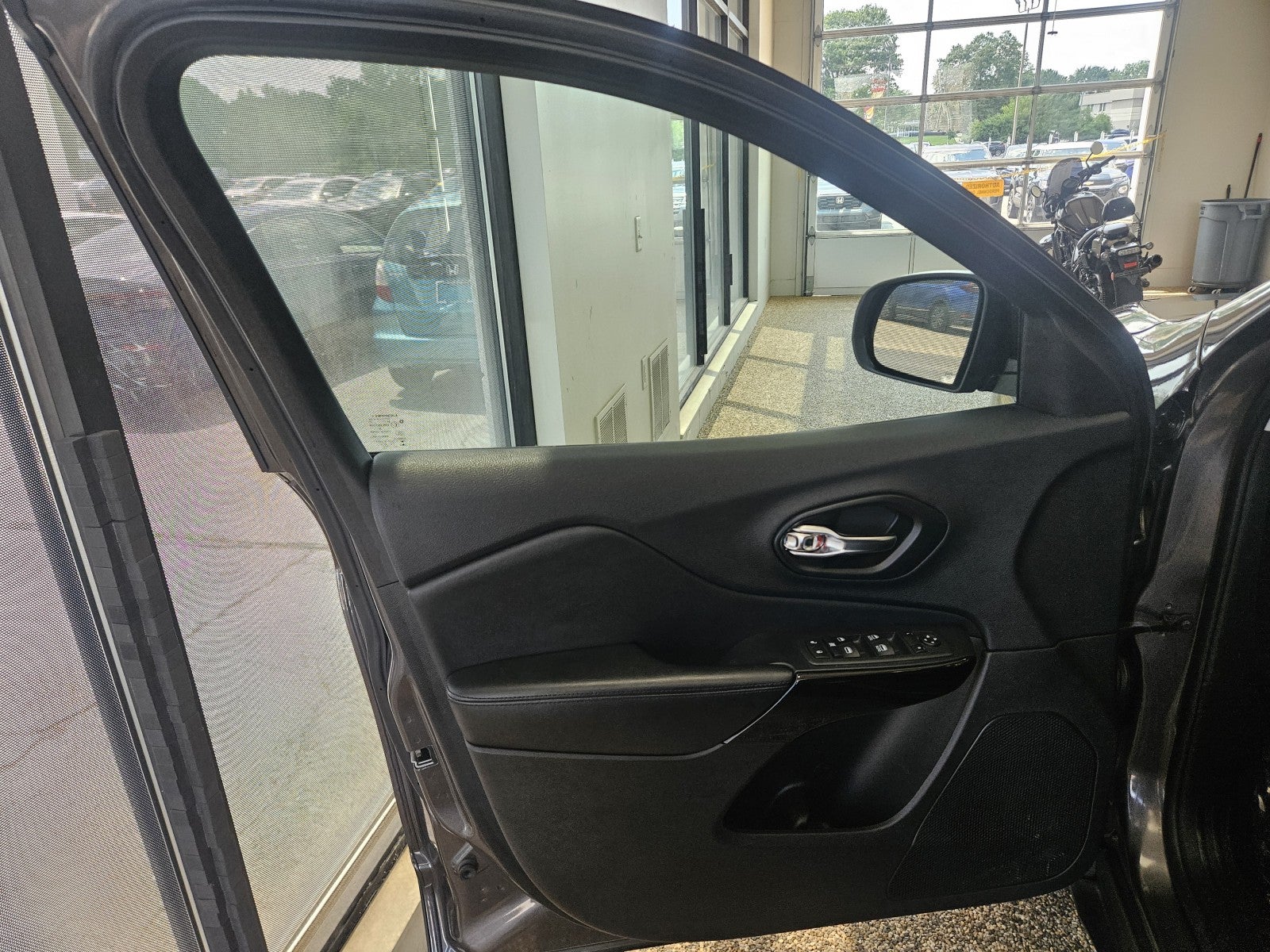 2021 Jeep Cherokee Altitude