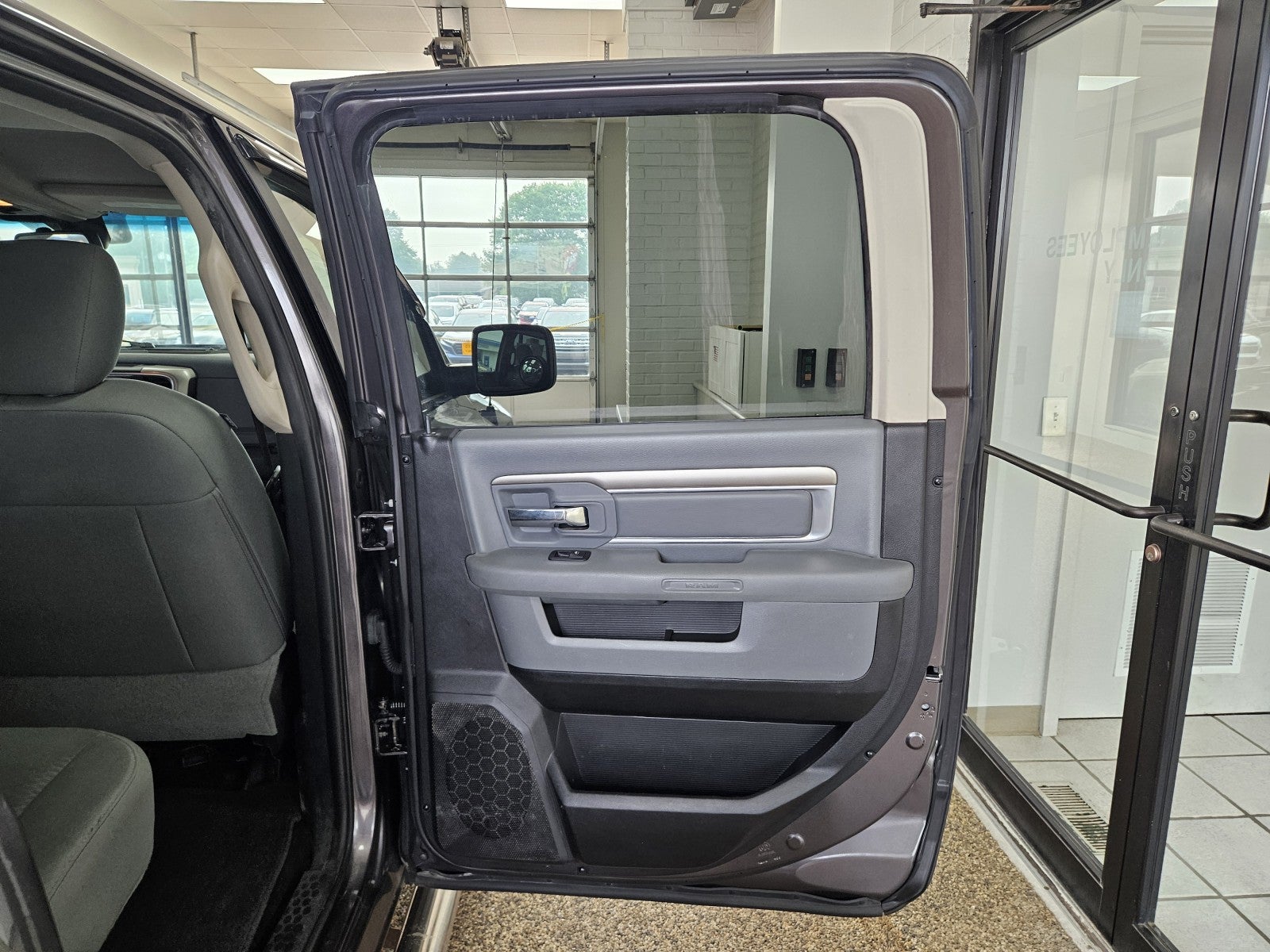 2015 RAM 1500 Big Horn