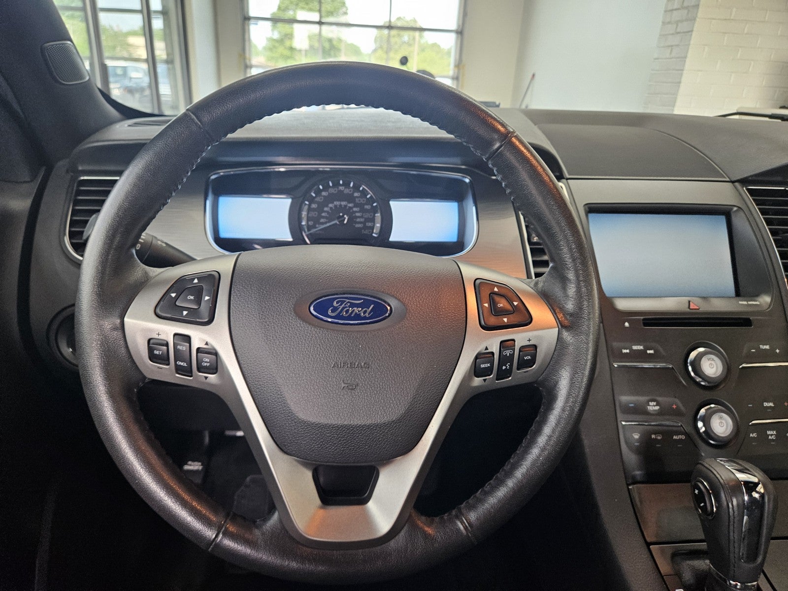 2014 Ford Taurus SEL