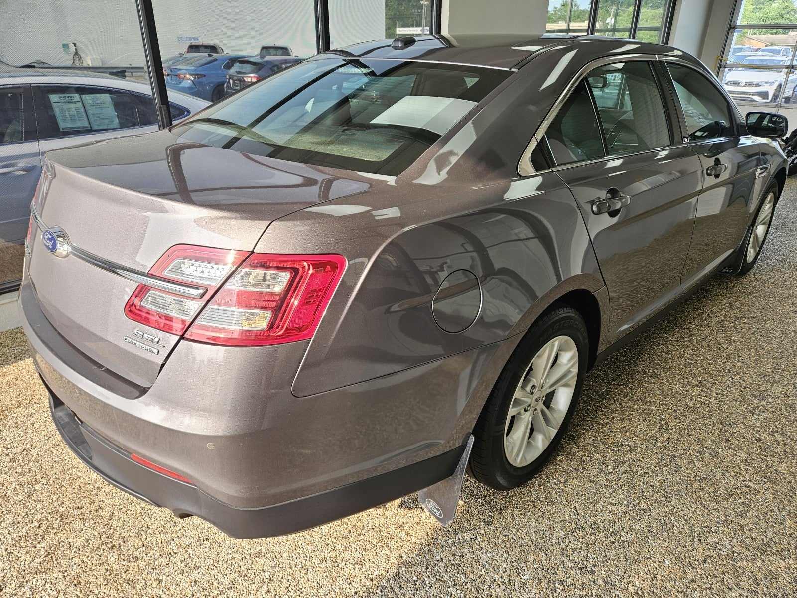2014 Ford Taurus SEL