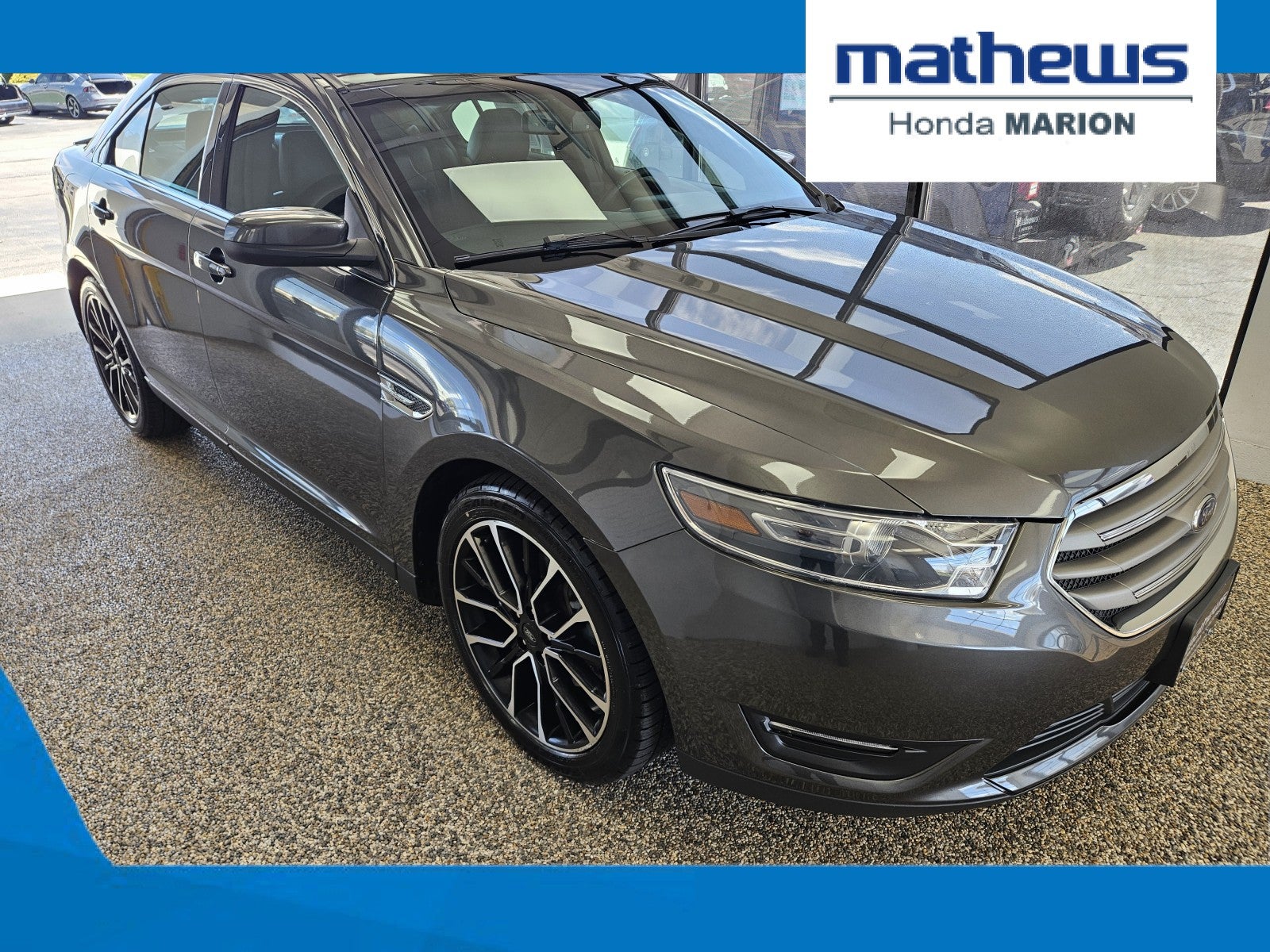 2018 Ford Taurus SEL