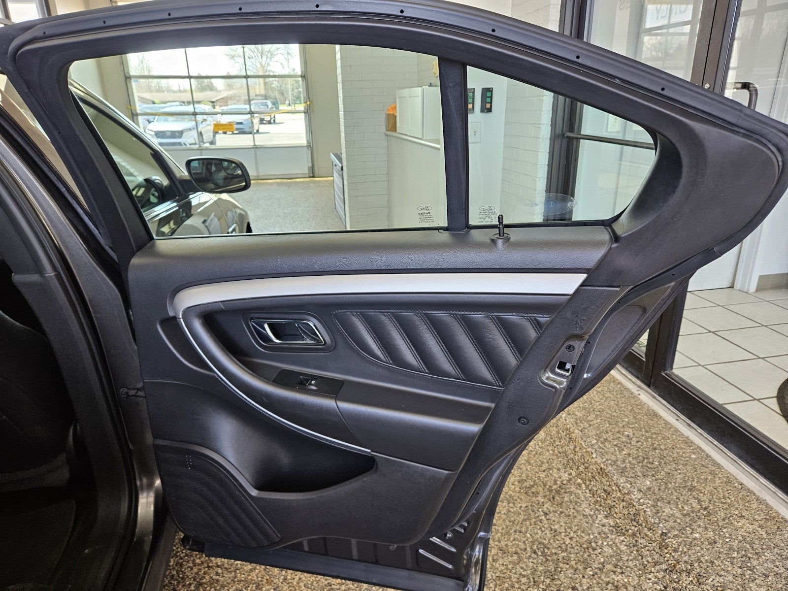 2018 Ford Taurus SEL