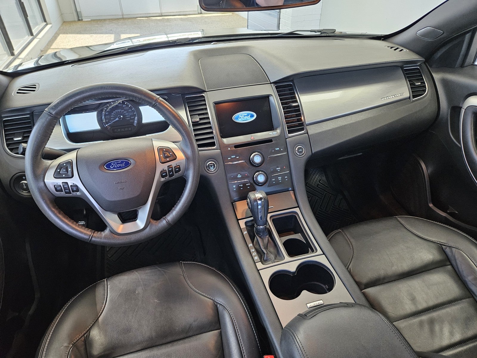 2018 Ford Taurus SEL