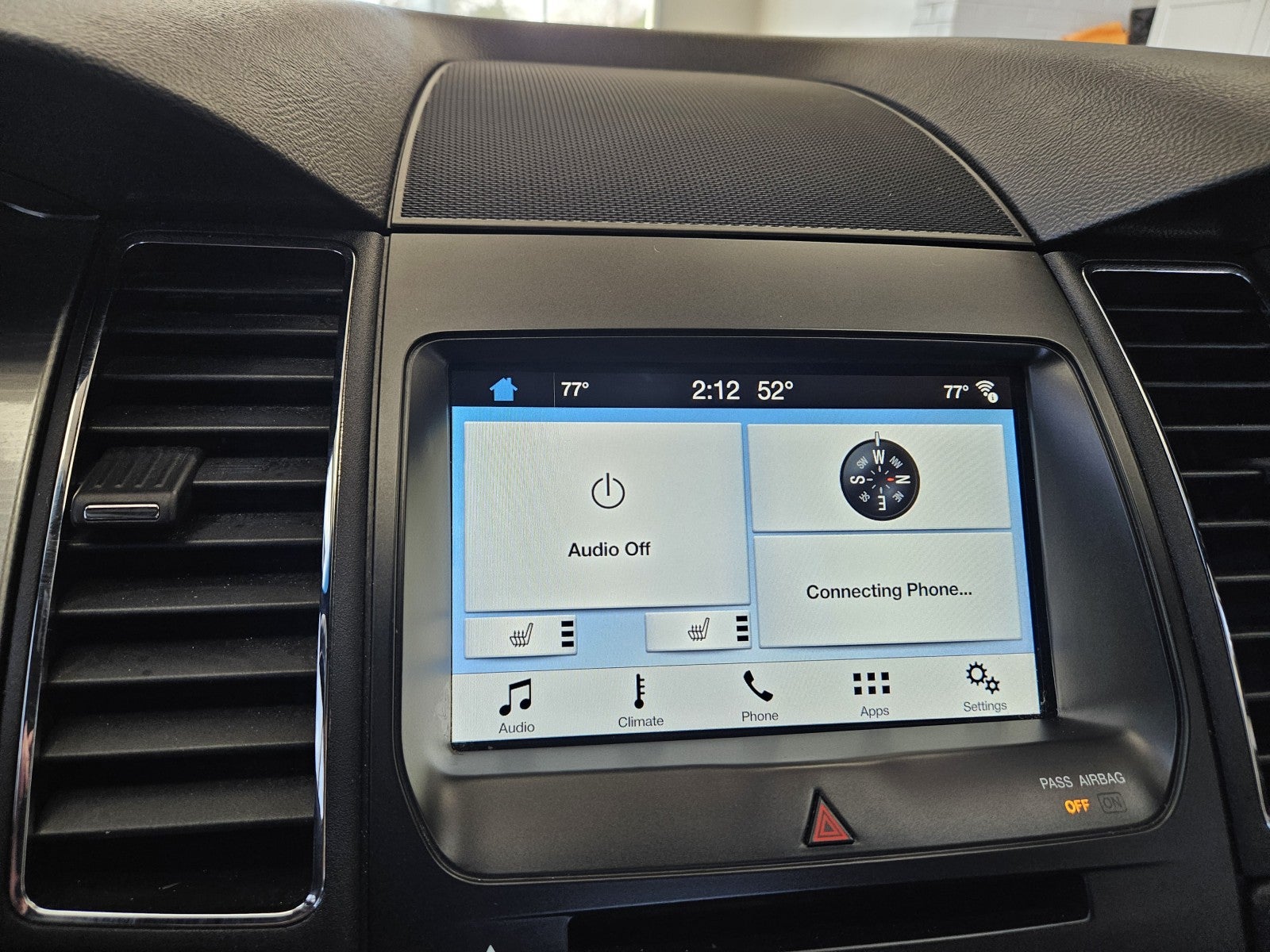 2018 Ford Taurus SEL