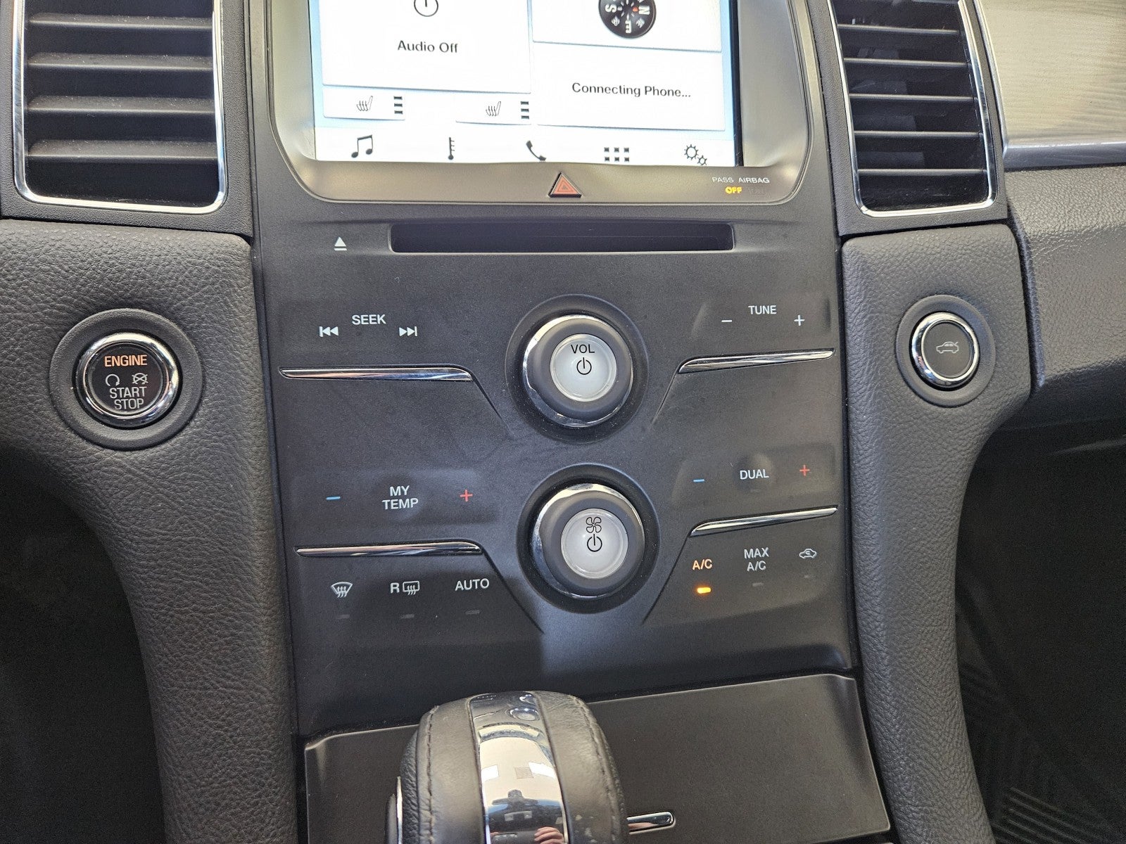 2018 Ford Taurus SEL