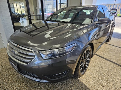 2018 Ford Taurus SEL