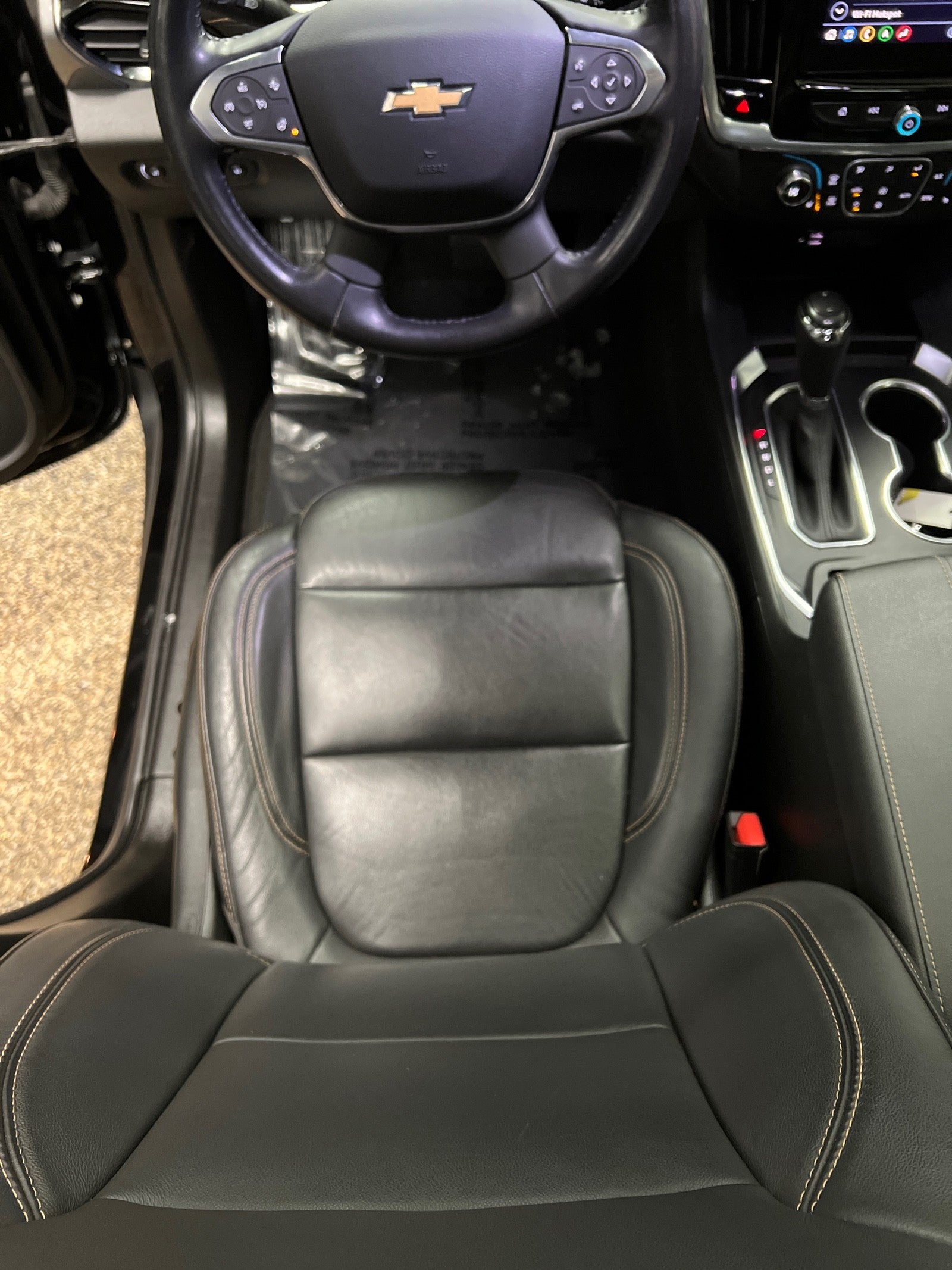 2020 Chevrolet Traverse LT Leather