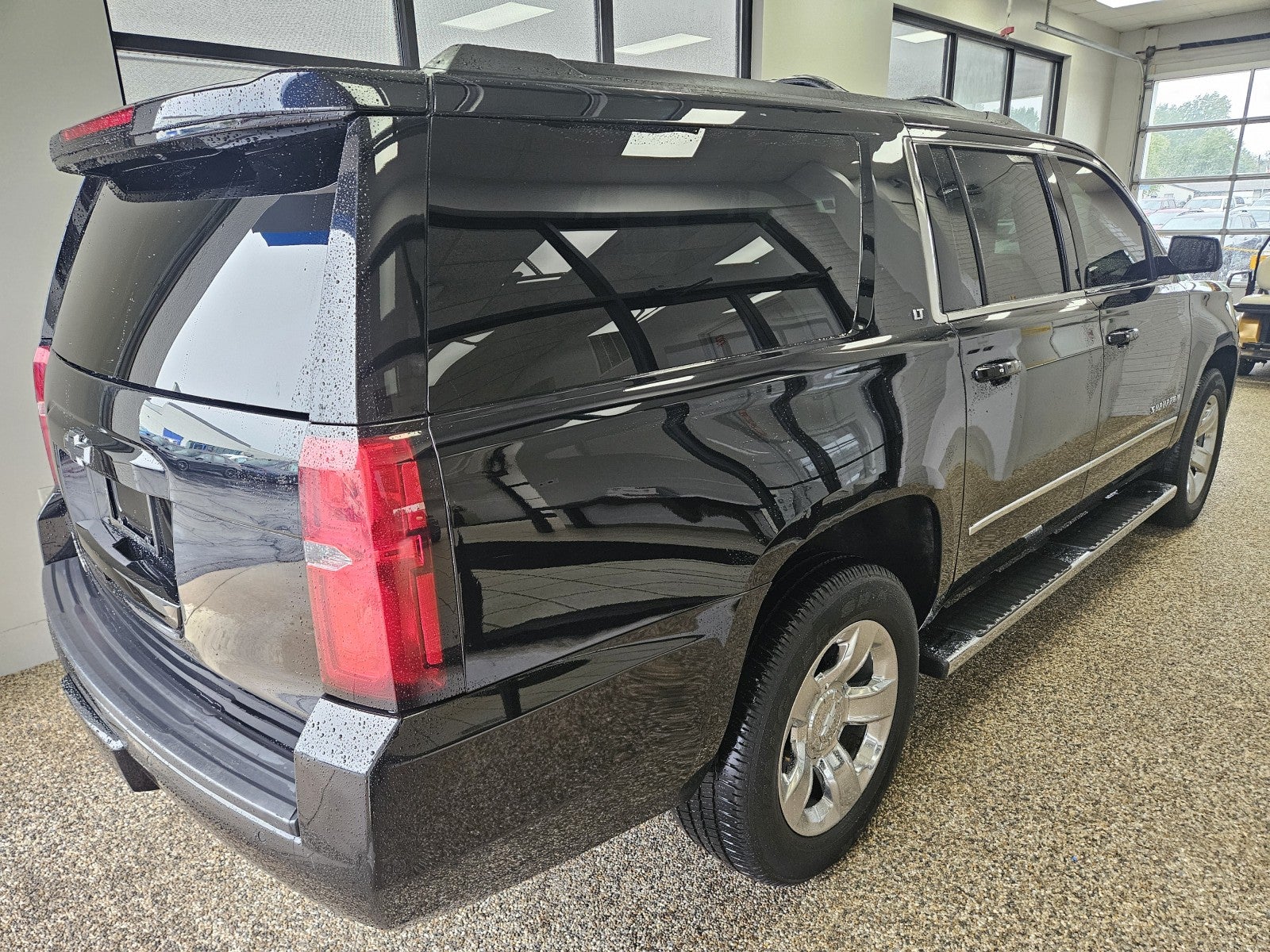 2019 Chevrolet Suburban LT