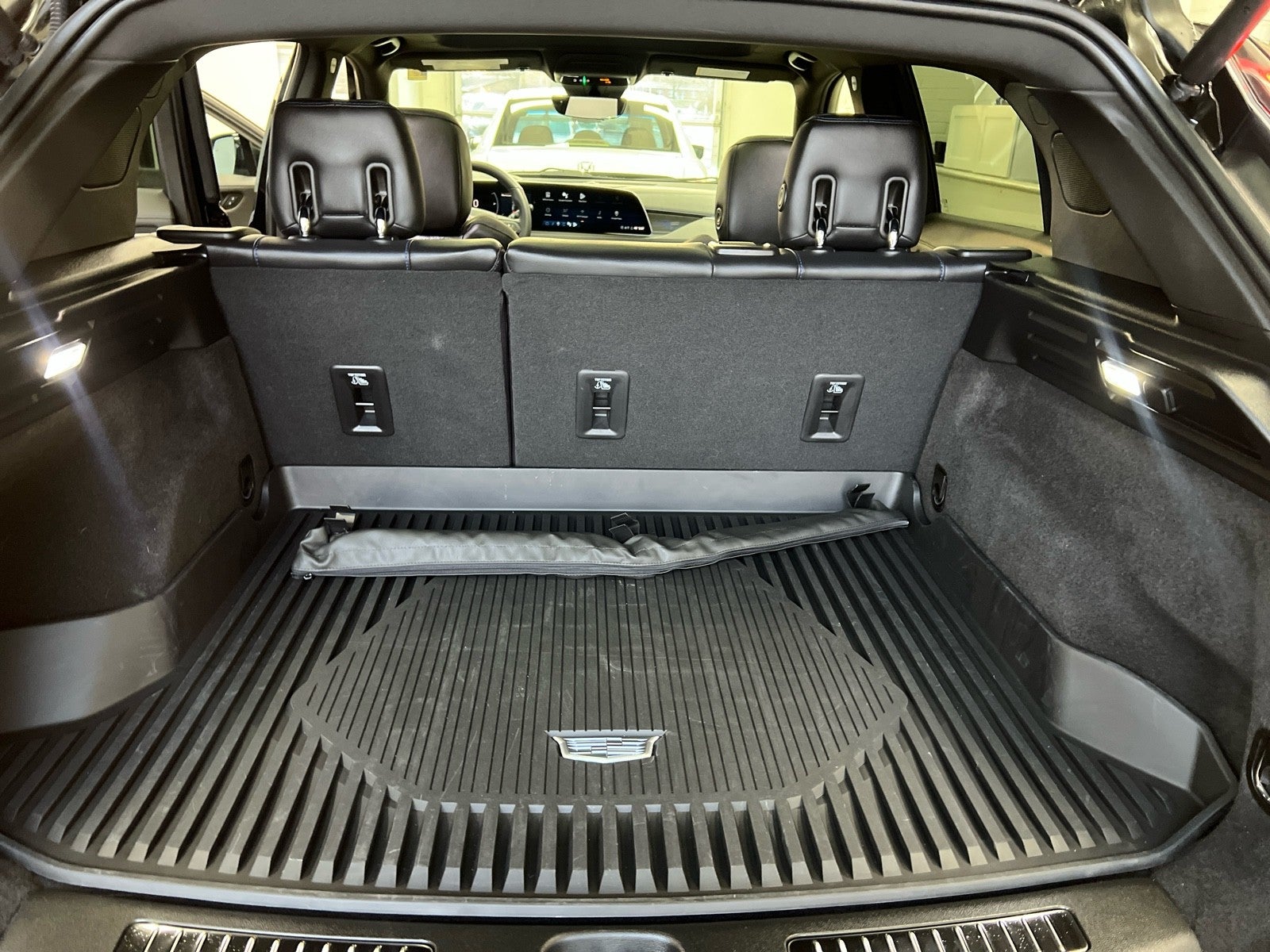 2024 Cadillac XT4 AWD Sport