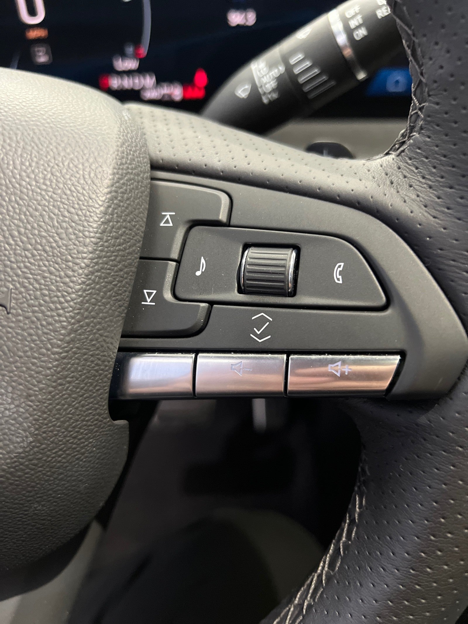 2024 Cadillac XT4 AWD Sport