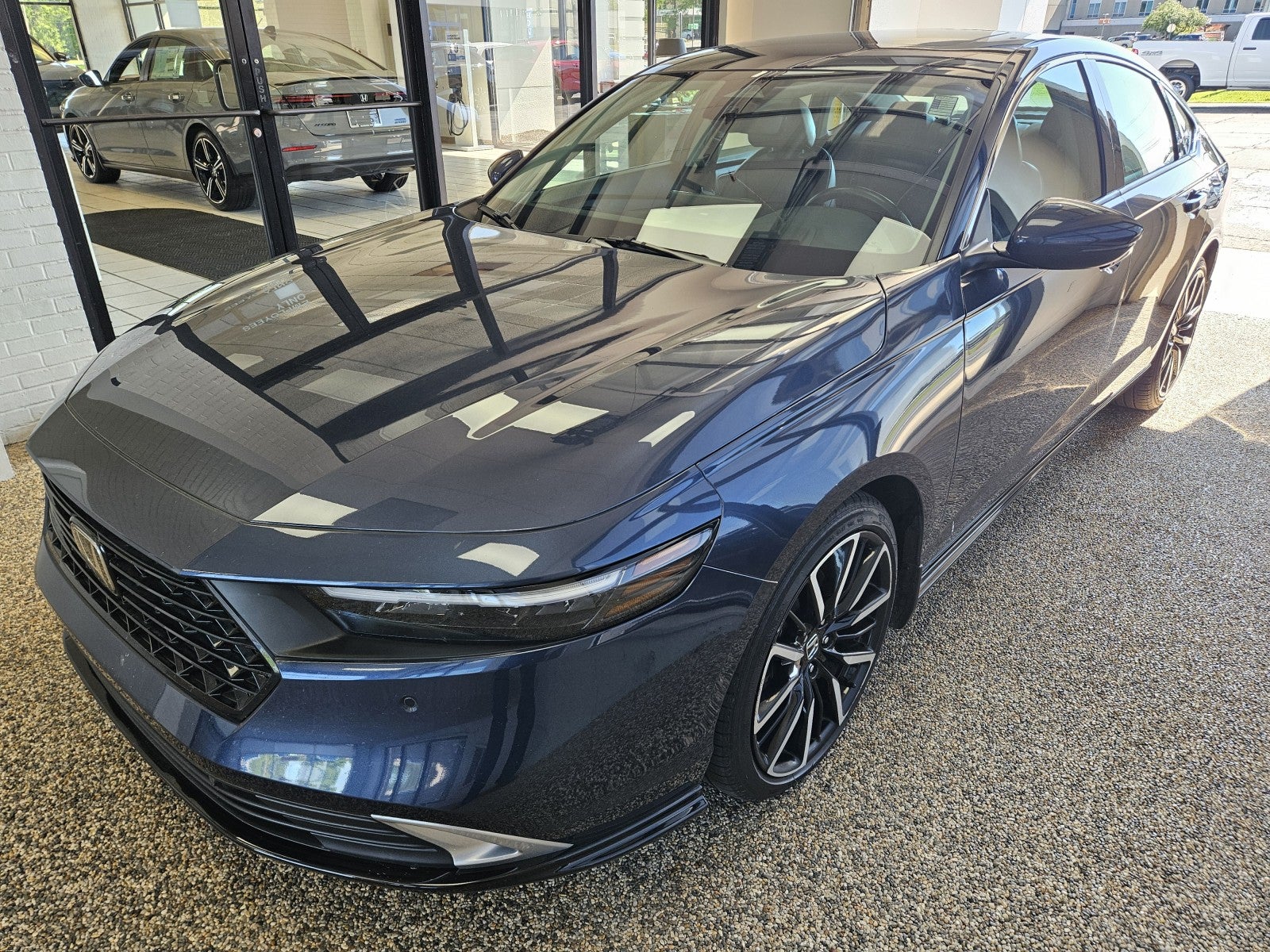 2025 Honda Accord Hybrid Touring