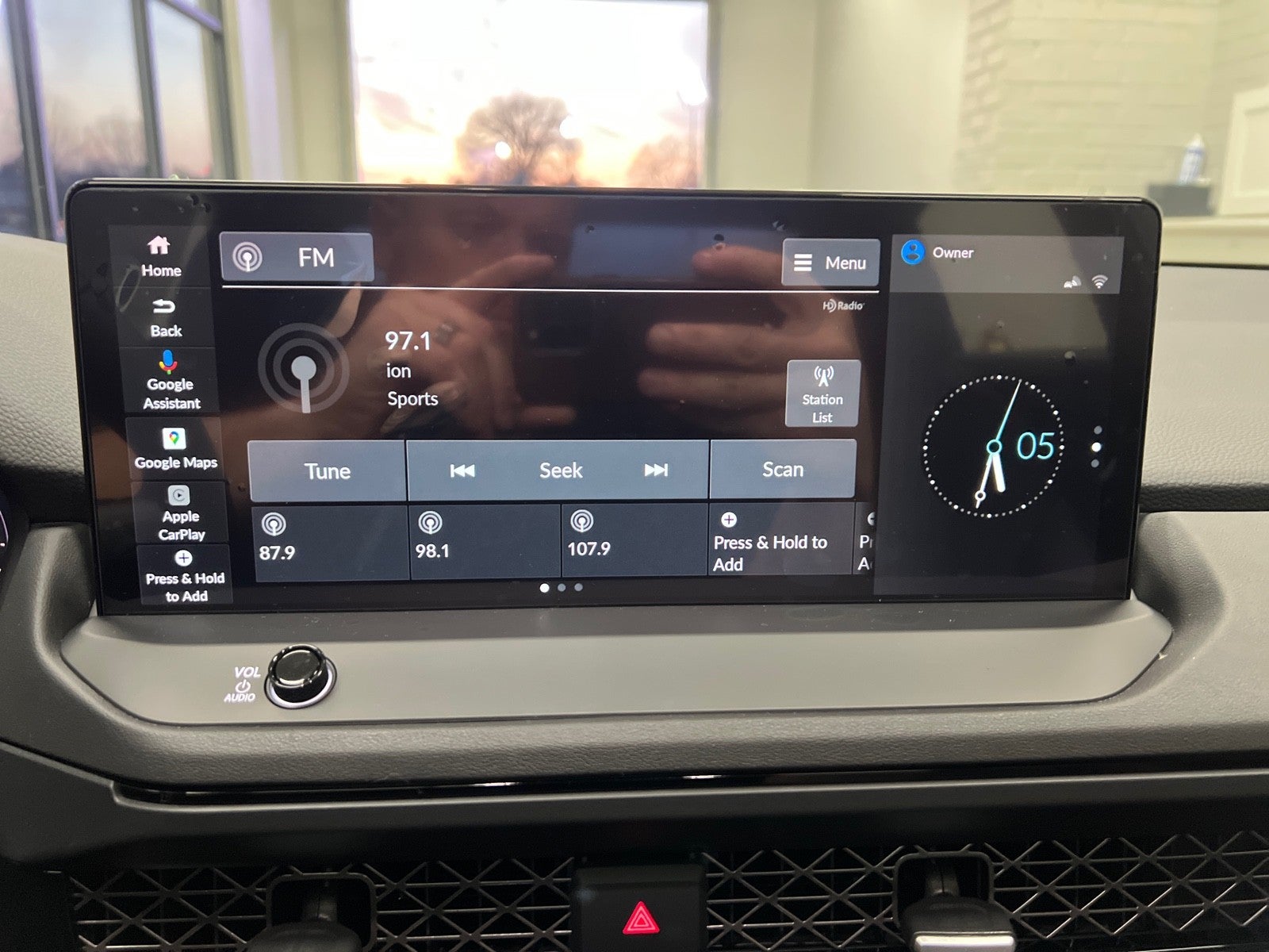 2025 Honda Accord Sedan HYBRID TOURING