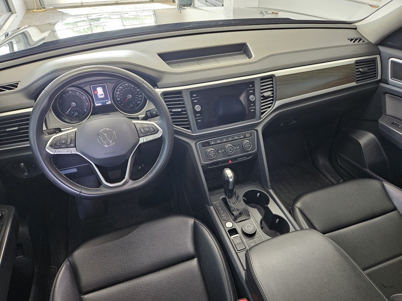 2021 Volkswagen Atlas 3.6L V6 SE w/Technology