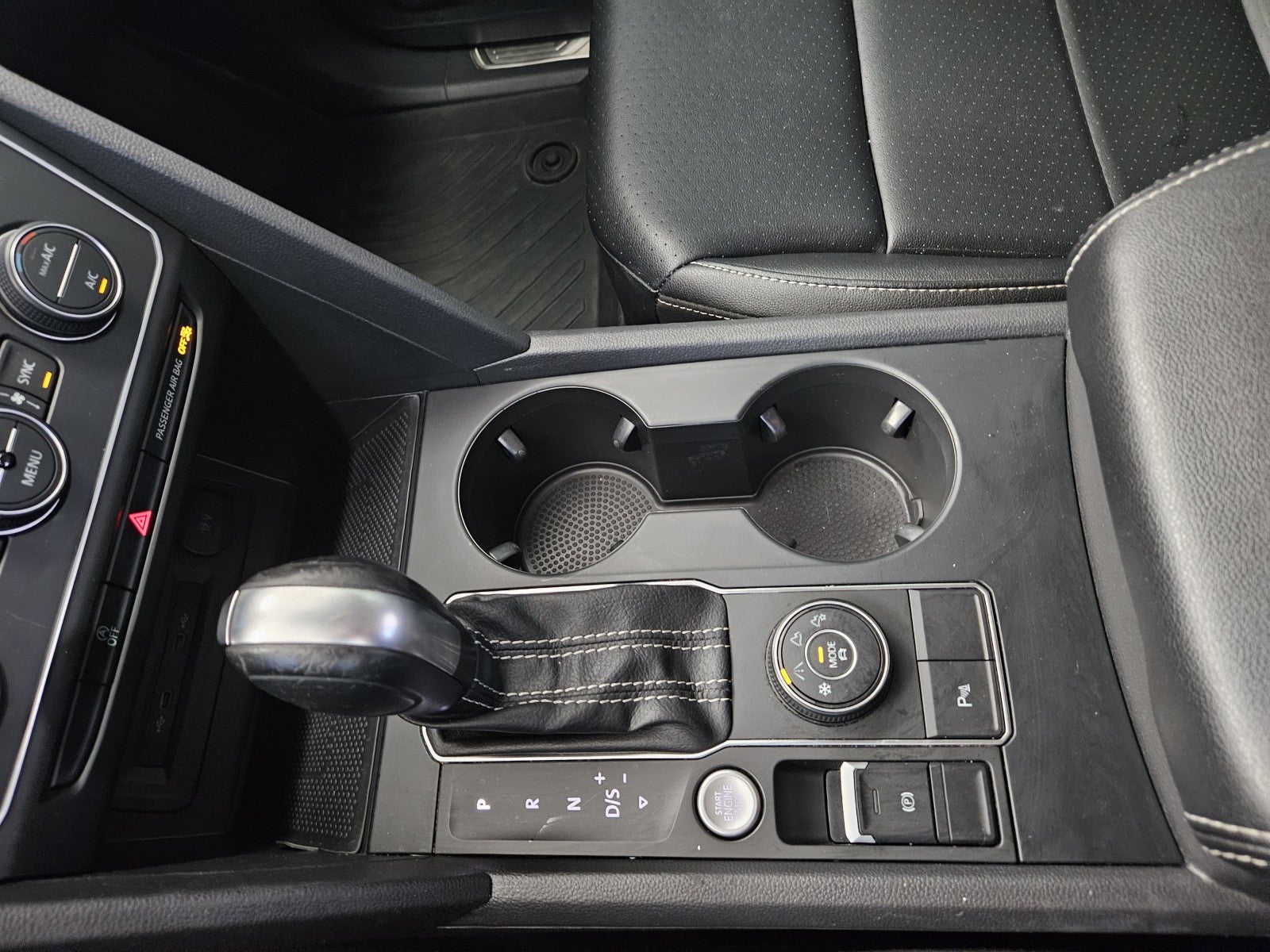 2021 Volkswagen Atlas 3.6L V6 SE w/Technology