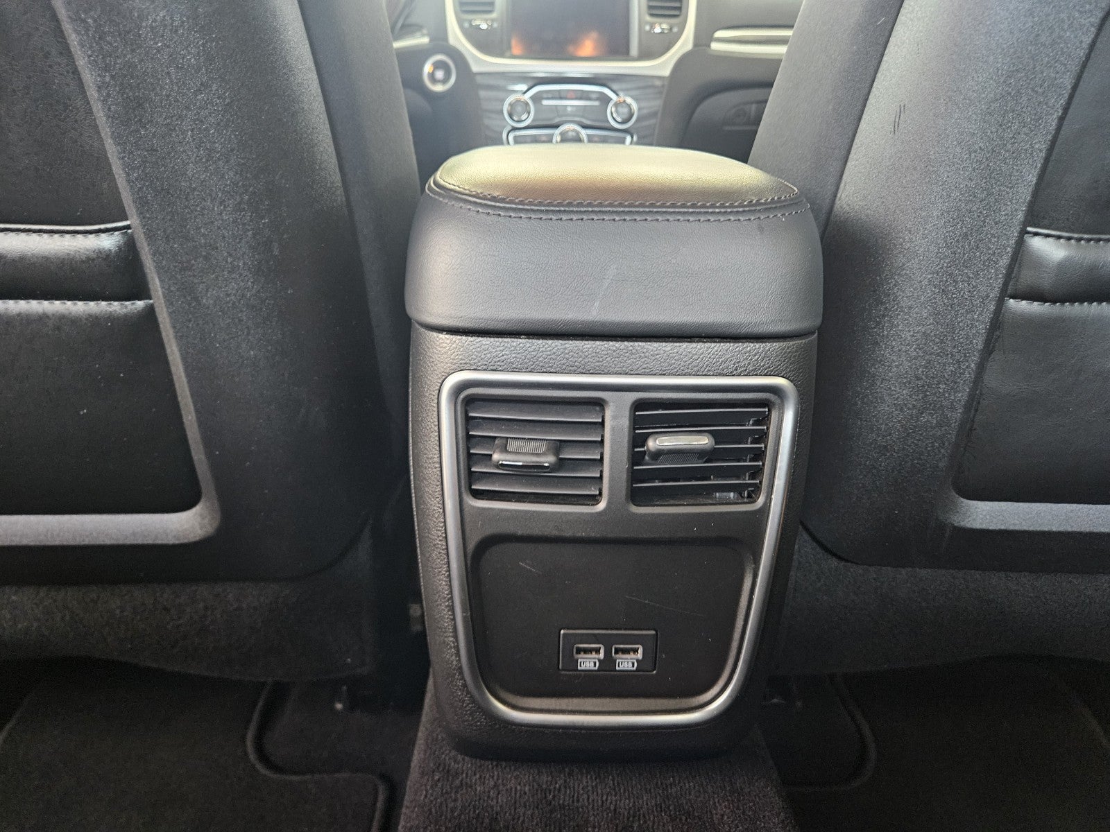 2019 Chrysler 300 Touring