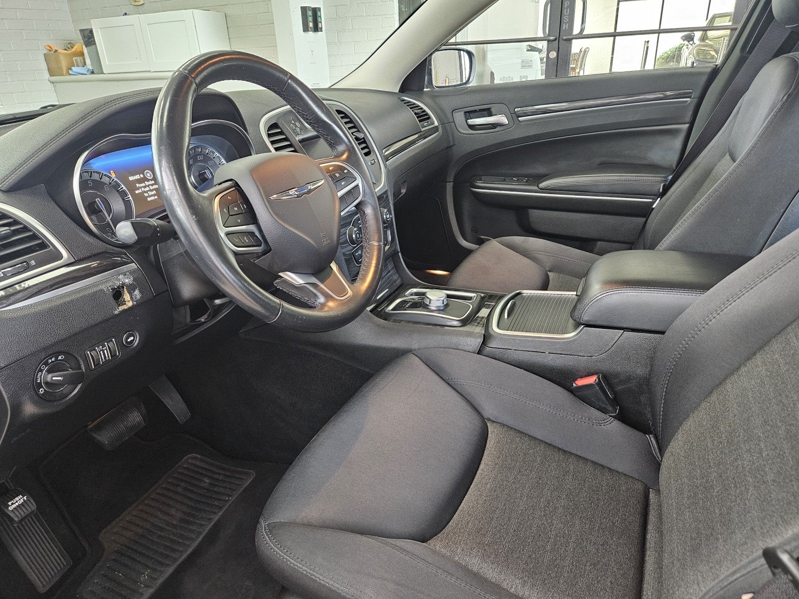 2019 Chrysler 300 Touring
