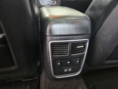 2016 Chrysler 300 300C