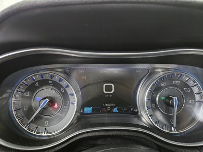 2016 Chrysler 300 300C