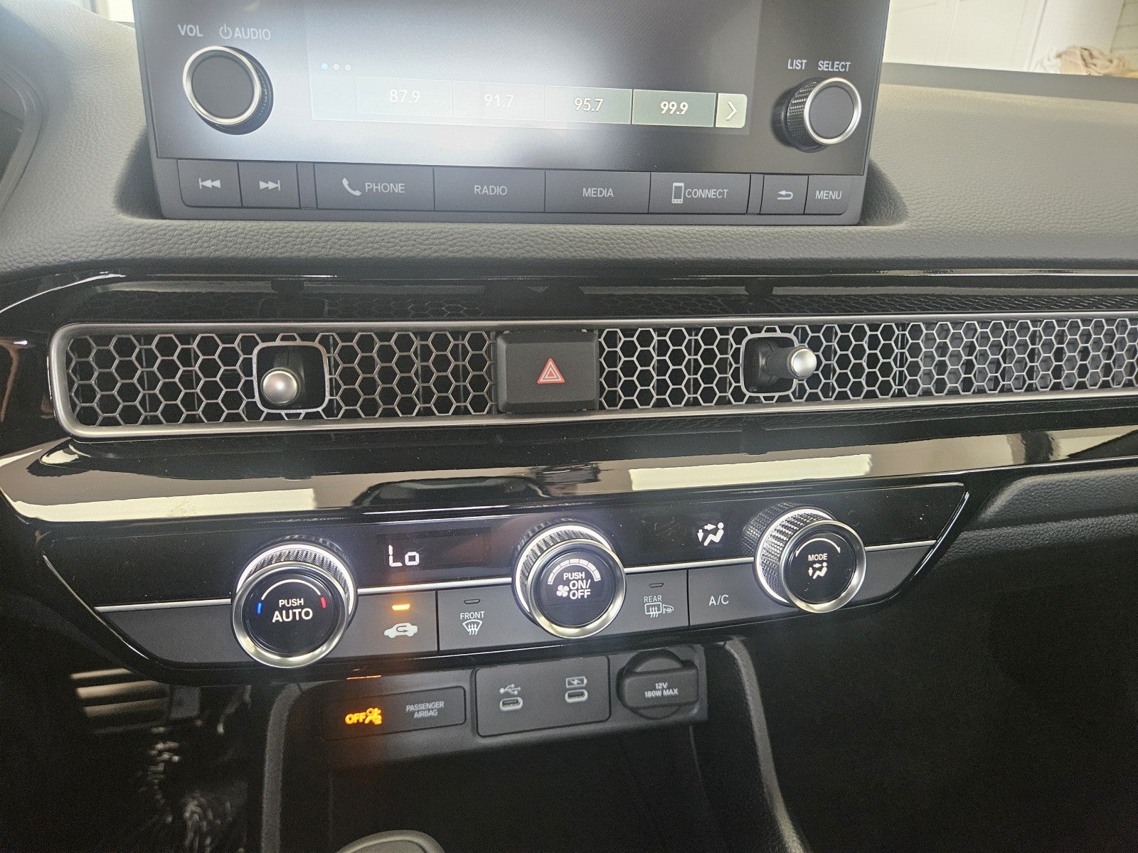 2026 Honda Civic Sedan 2WD SPORT