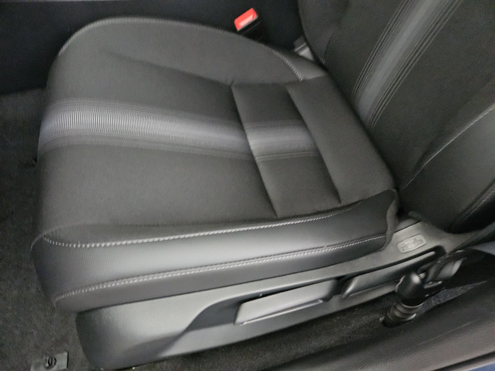 2026 Honda Civic Sedan 2WD SPORT