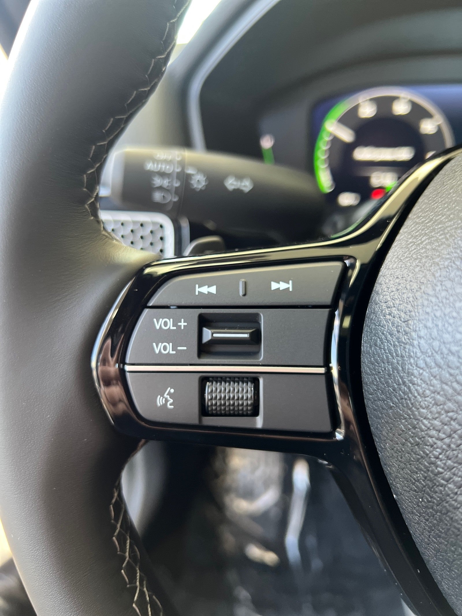 2026 Honda Civic Sedan 2WD Sport Touring Hybrid