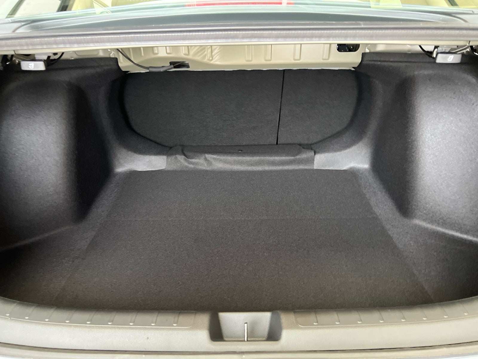 2026 Honda Civic Sedan 2WD Sport Hybrid