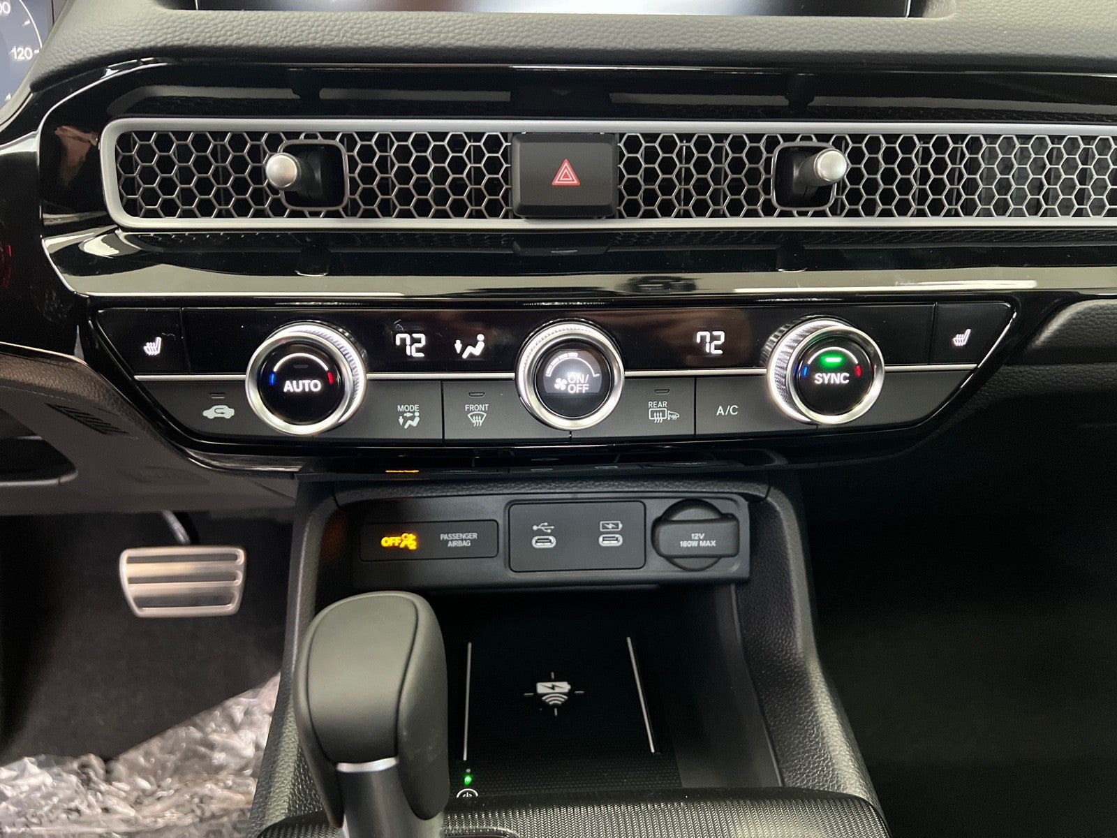 2026 Honda Civic Sedan 2WD Sport Touring Hybrid