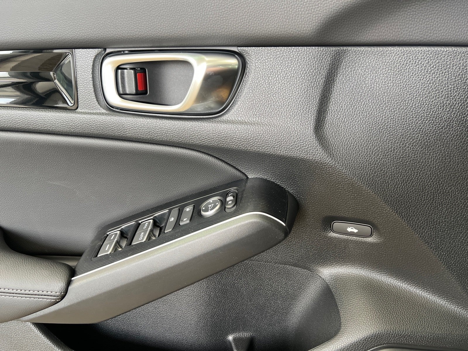 2026 Honda Civic Sedan 2WD Sport Touring Hybrid