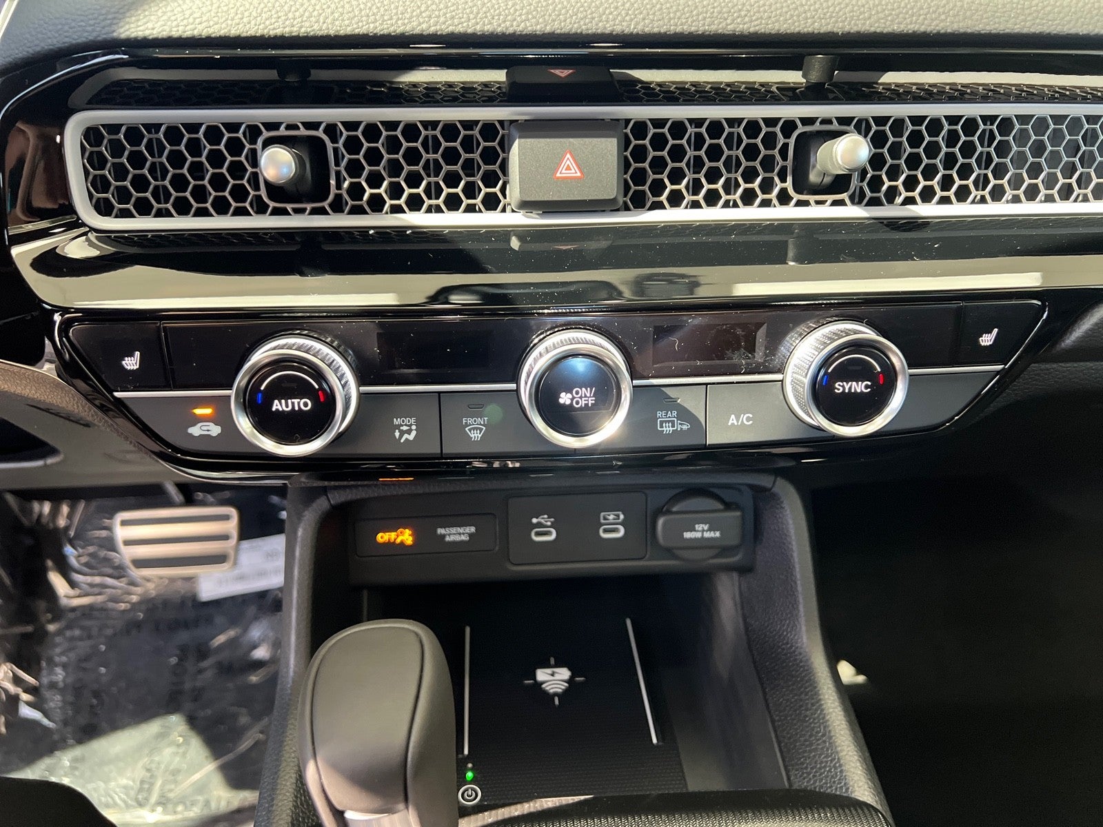 2026 Honda Civic Sedan 2WD Sport Touring Hybrid