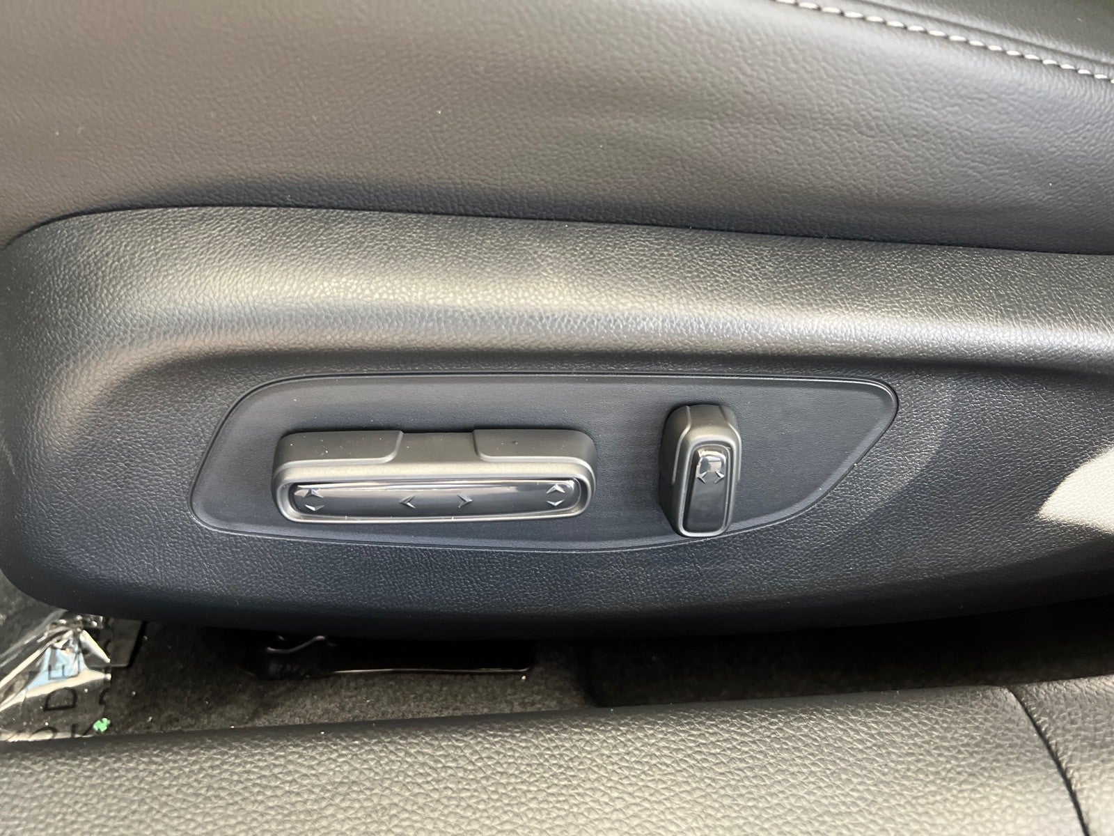 2026 Honda Civic Sedan 2WD Sport Touring Hybrid