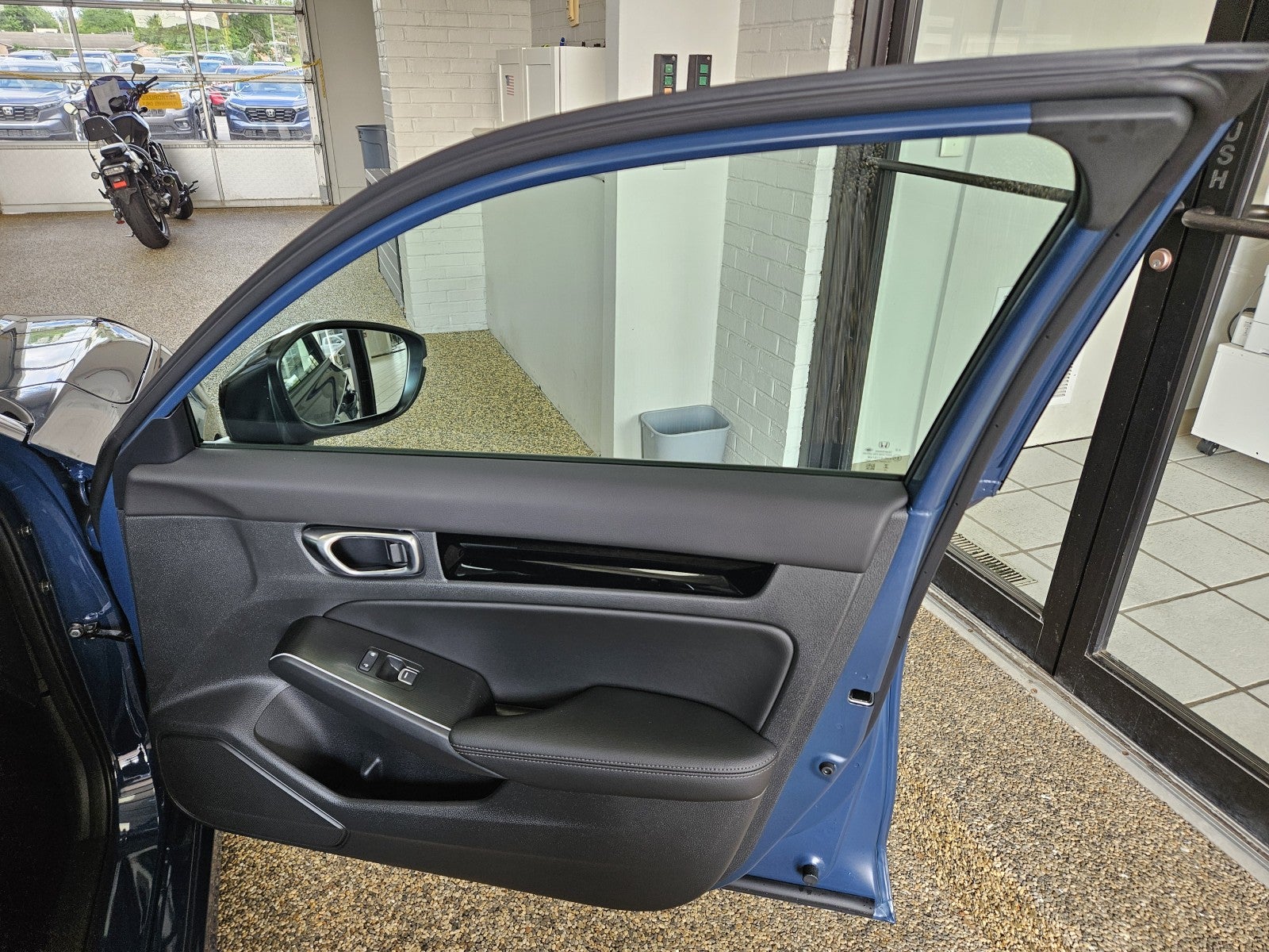 2026 Honda Civic Sedan 2WD Sport Touring Hybrid