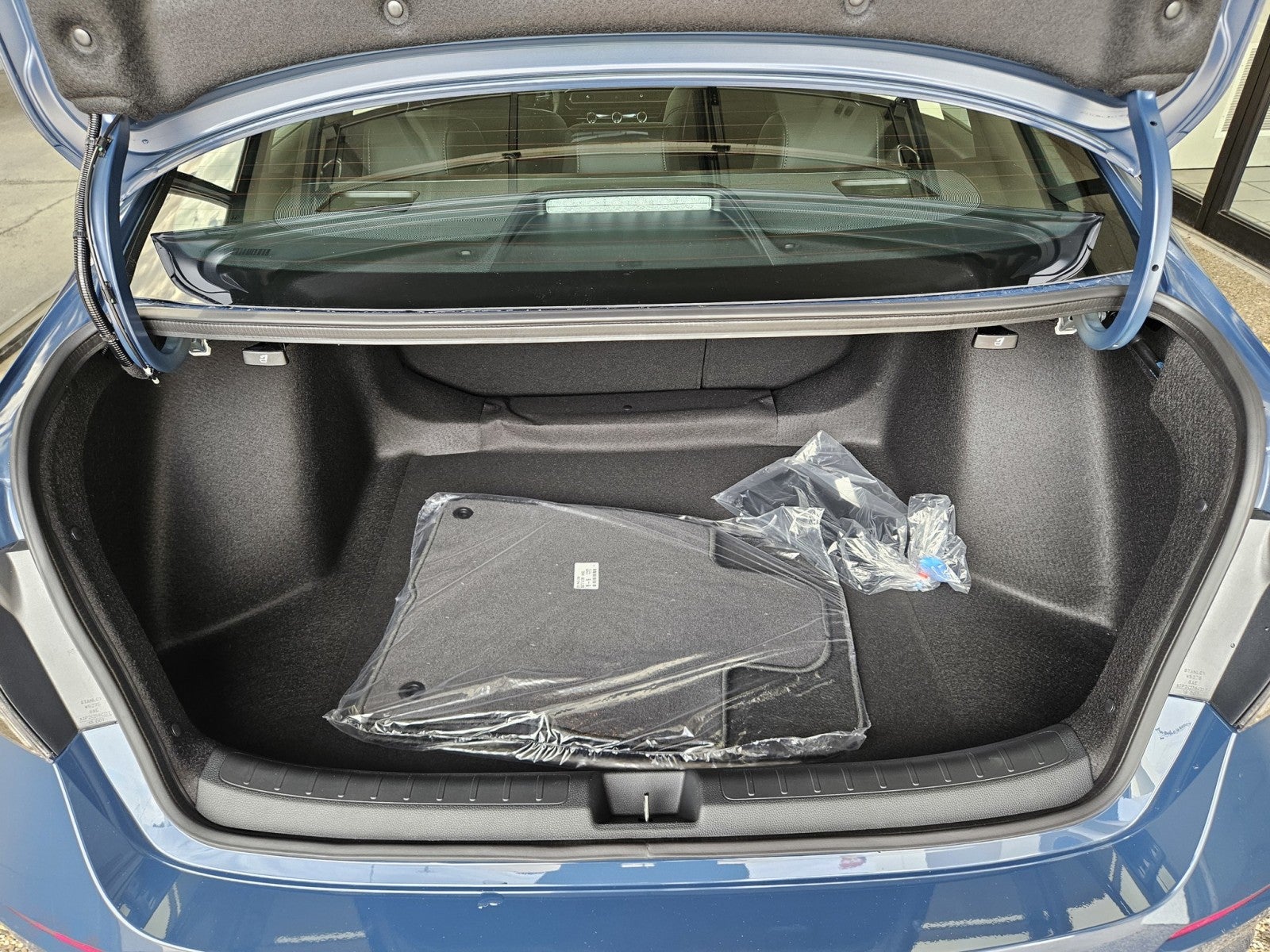 2026 Honda Civic Sedan 2WD Sport Touring Hybrid