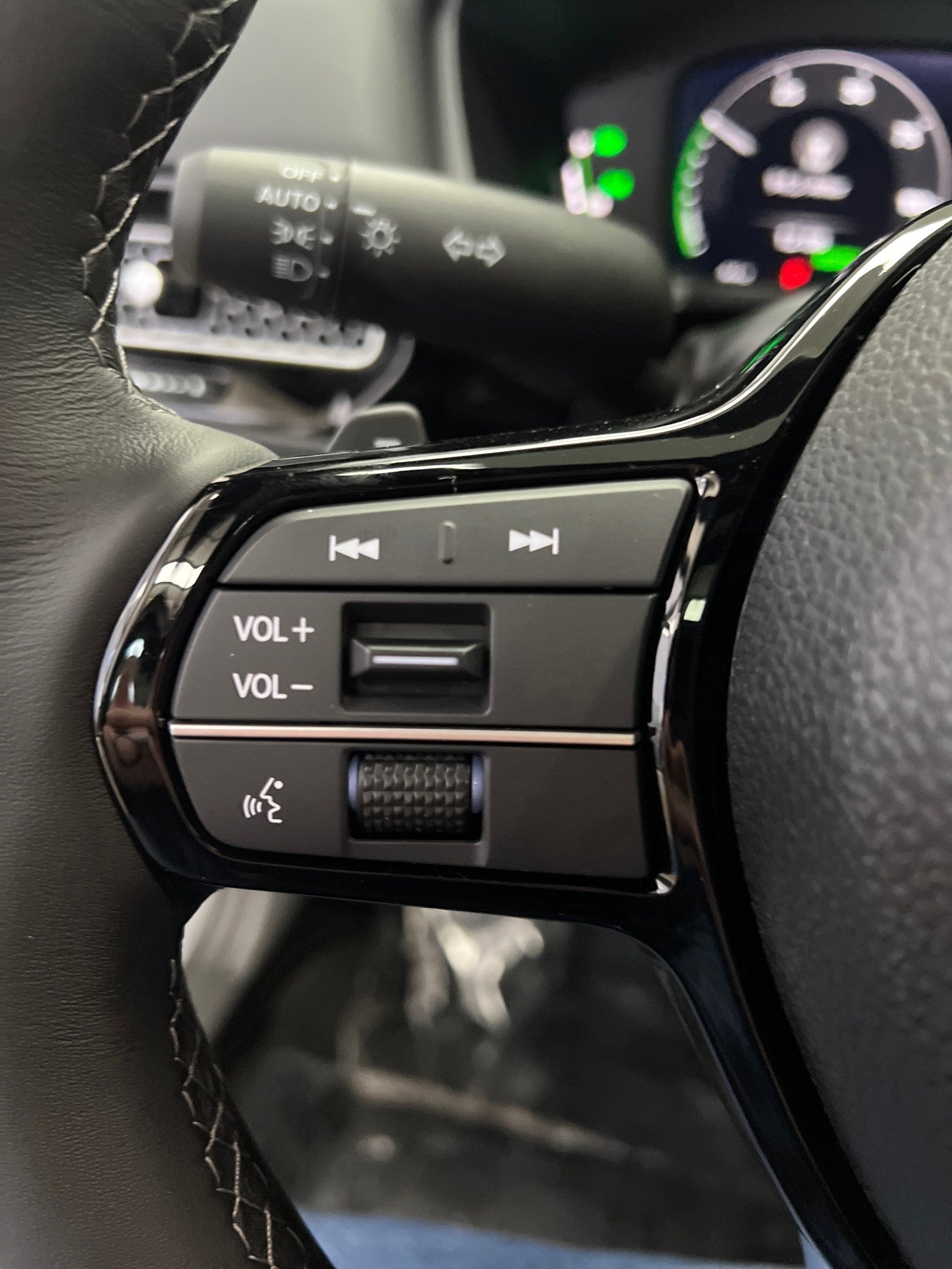 2026 Honda Civic Sedan 2WD Sport Touring Hybrid