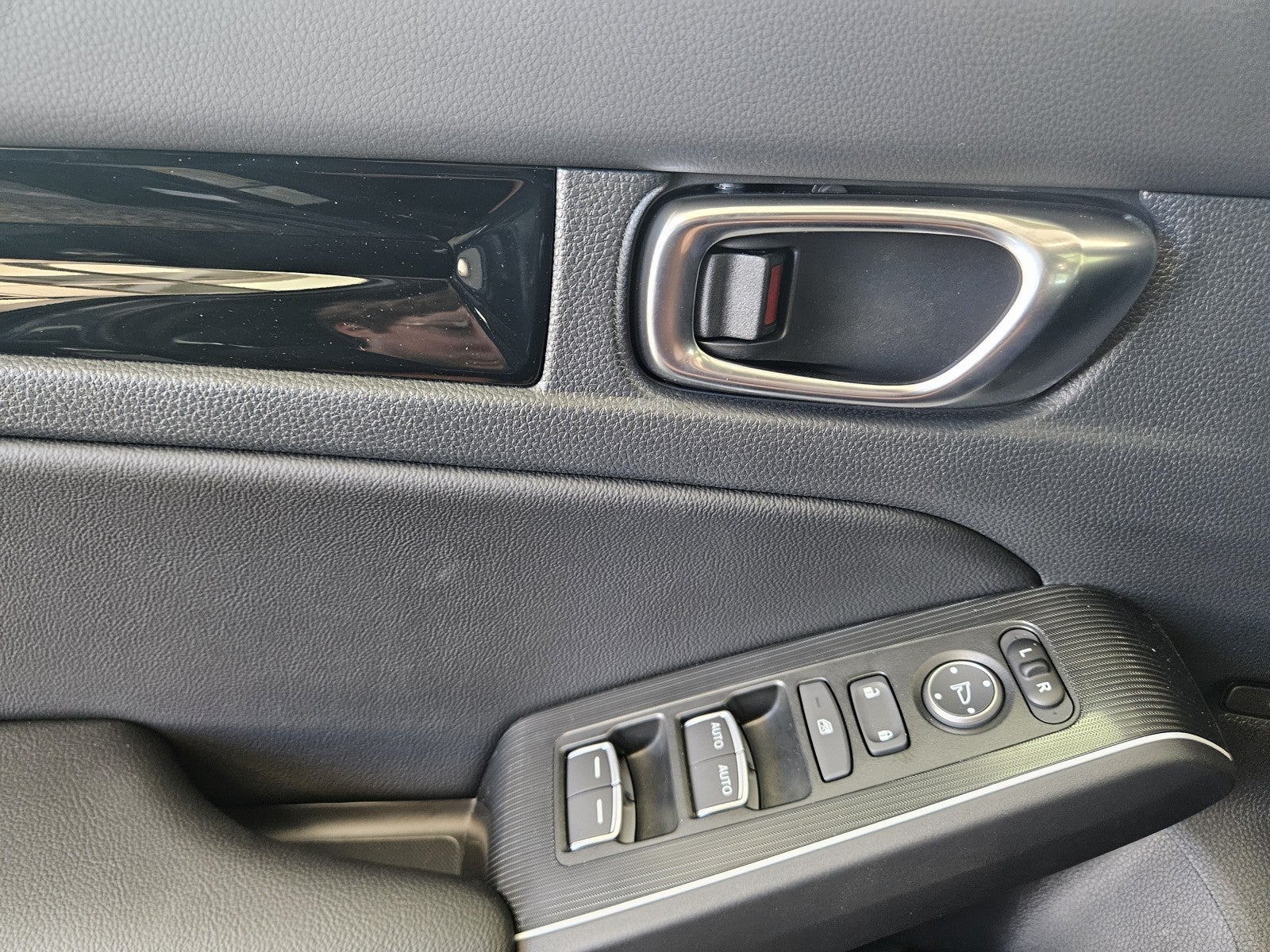 2026 Honda Civic Sedan 2WD Sport Touring Hybrid