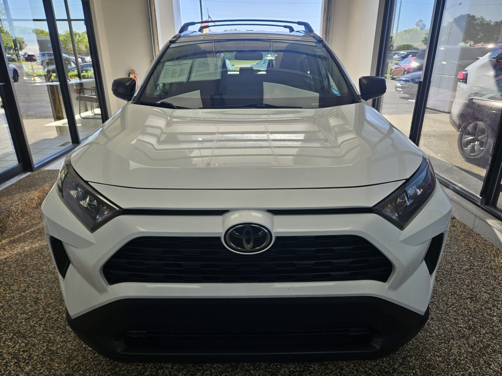 2020 Toyota RAV4 LE