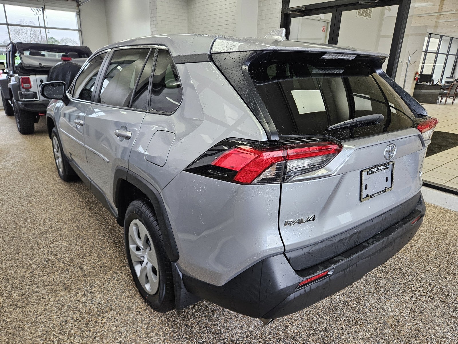 2023 Toyota RAV4 LE
