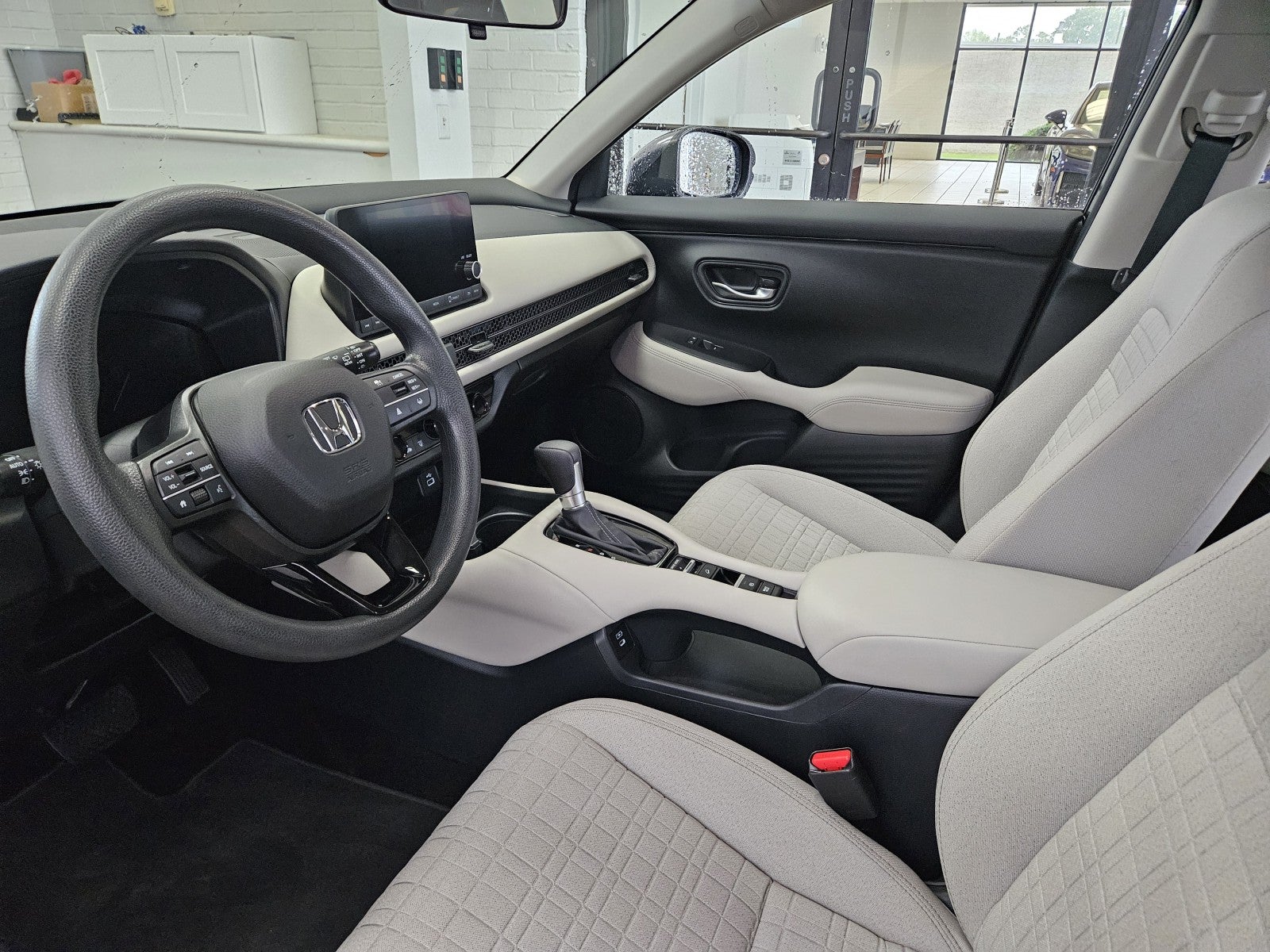 2024 Honda HR-V LX