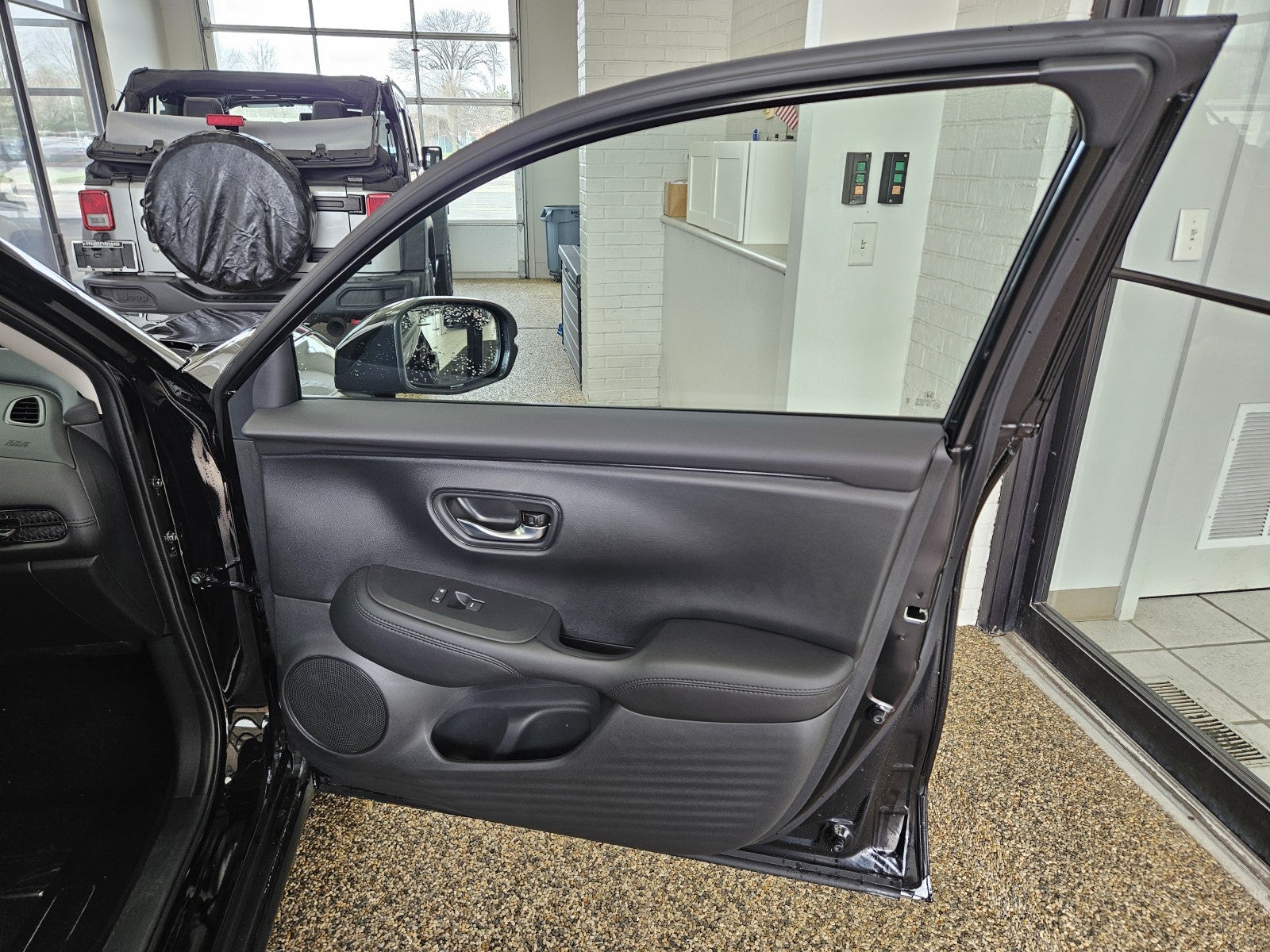 2026 Honda HR-V AWD LX