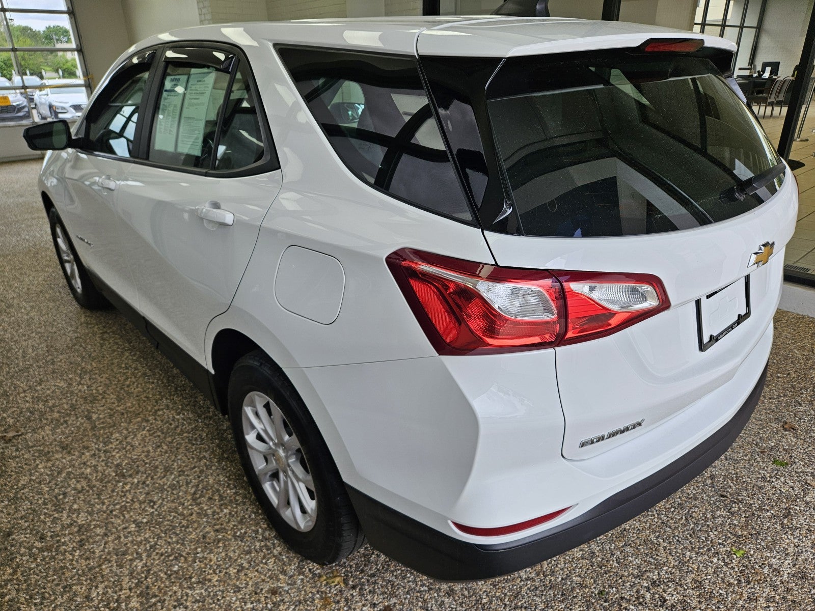 2021 Chevrolet Equinox LS